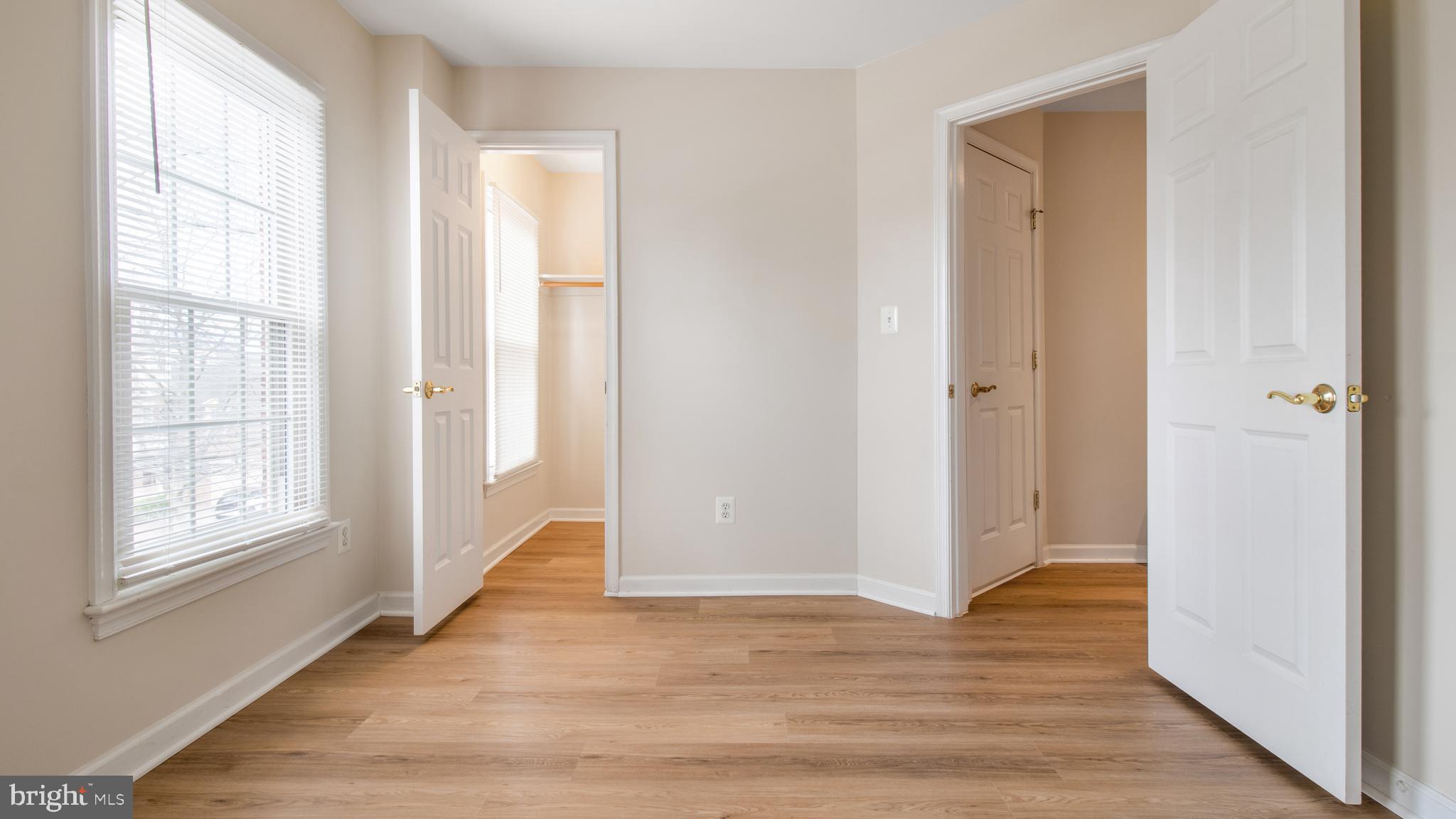 FALLSGROVE - Residential Lease