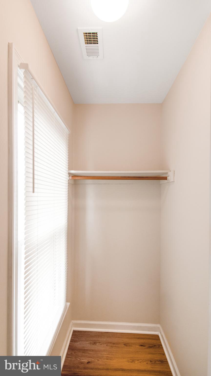 FALLSGROVE - Residential Lease