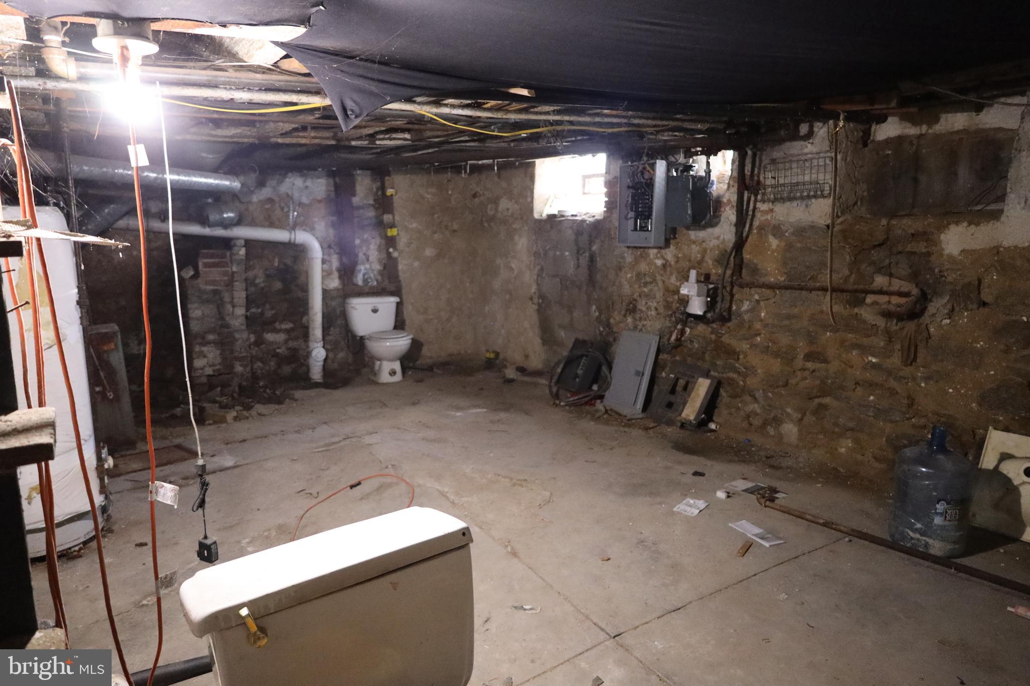 OLNEY (EAST) - Residential