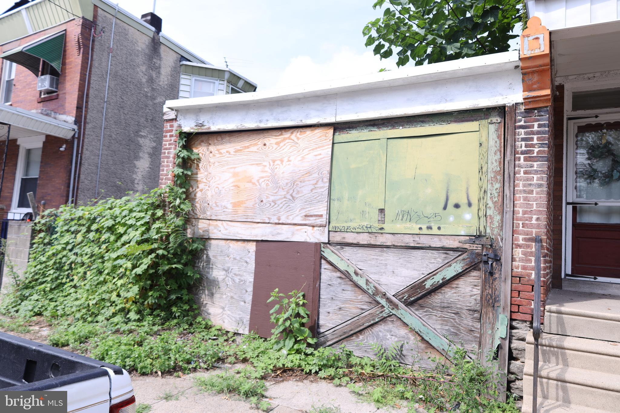 OLNEY (EAST) - Residential