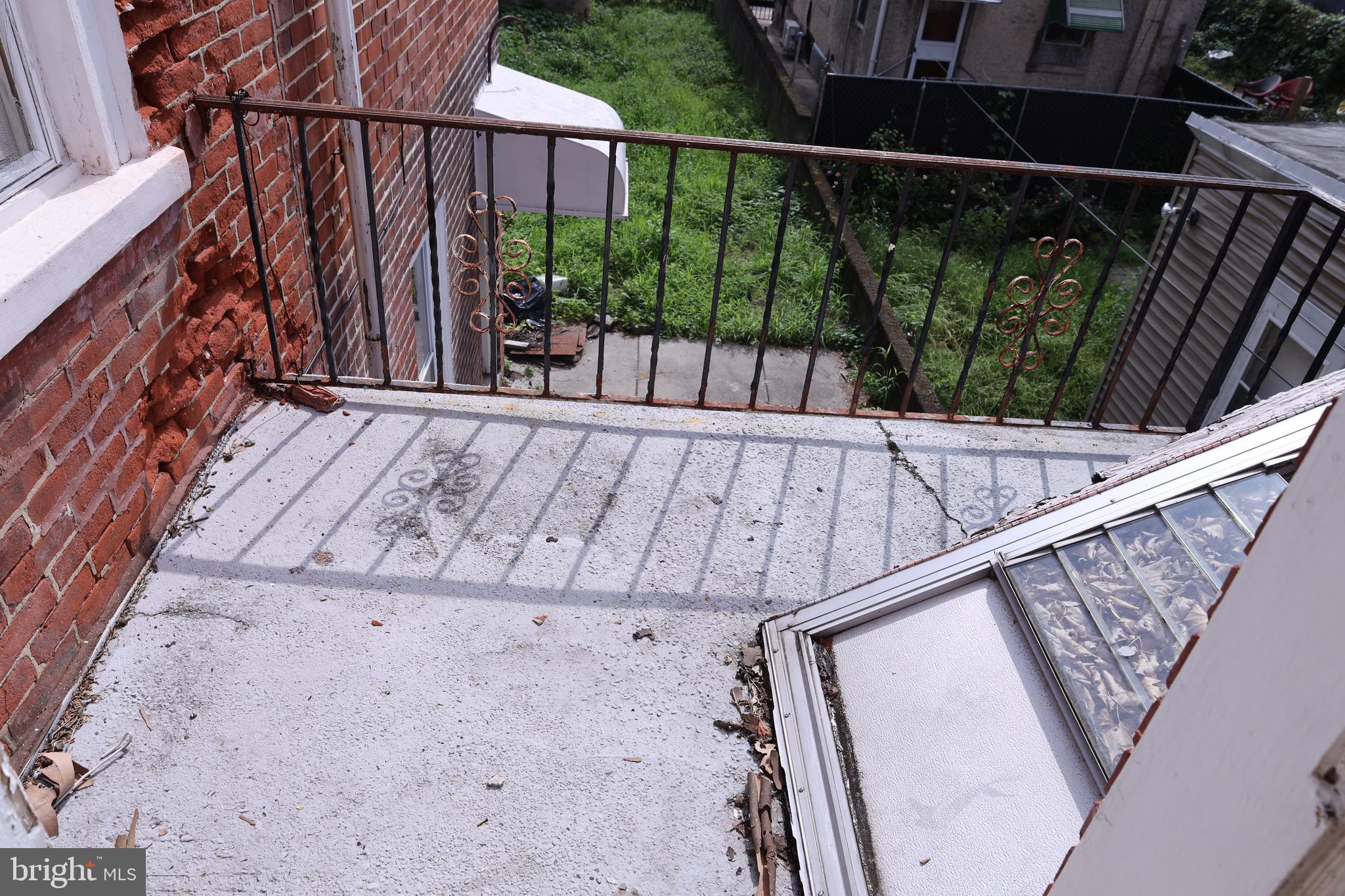 OLNEY (EAST) - Residential