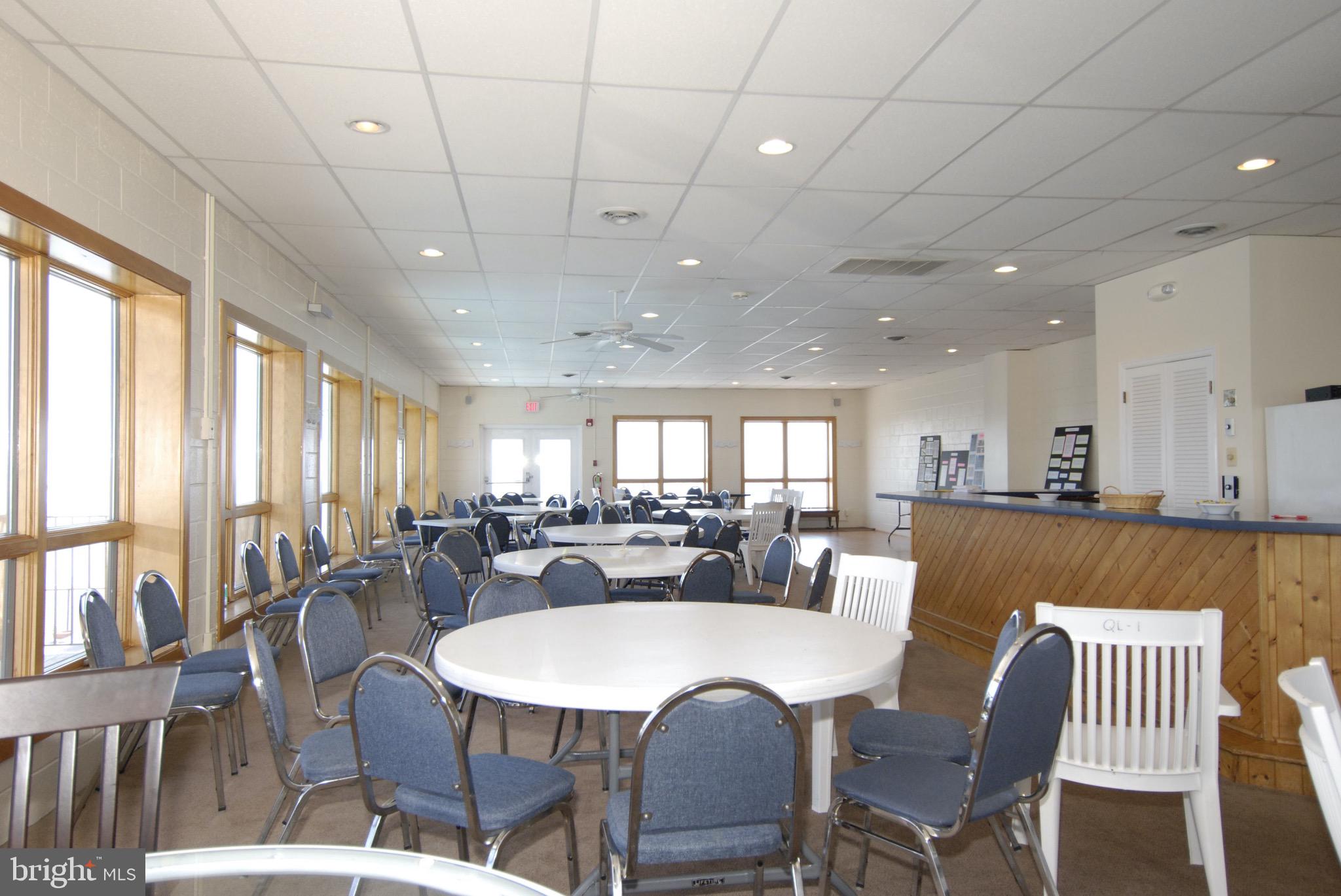 QUEENS LANDING - Residential