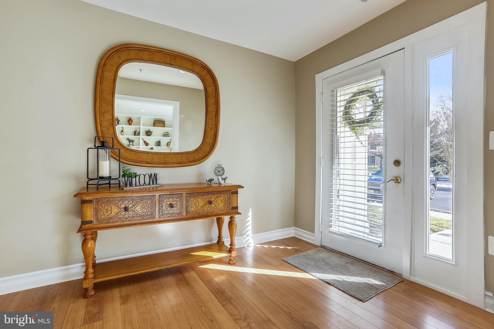 QUEENS LANDING - Residential