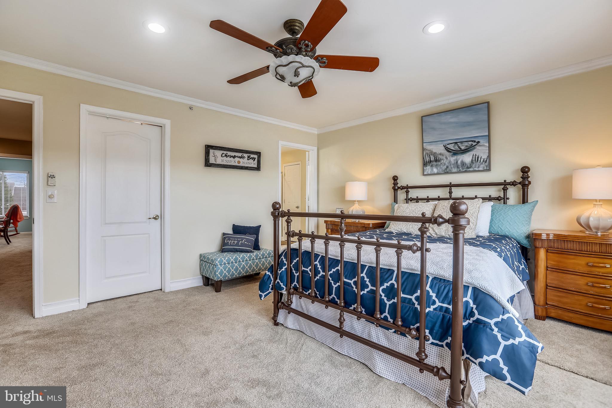 QUEENS LANDING - Residential