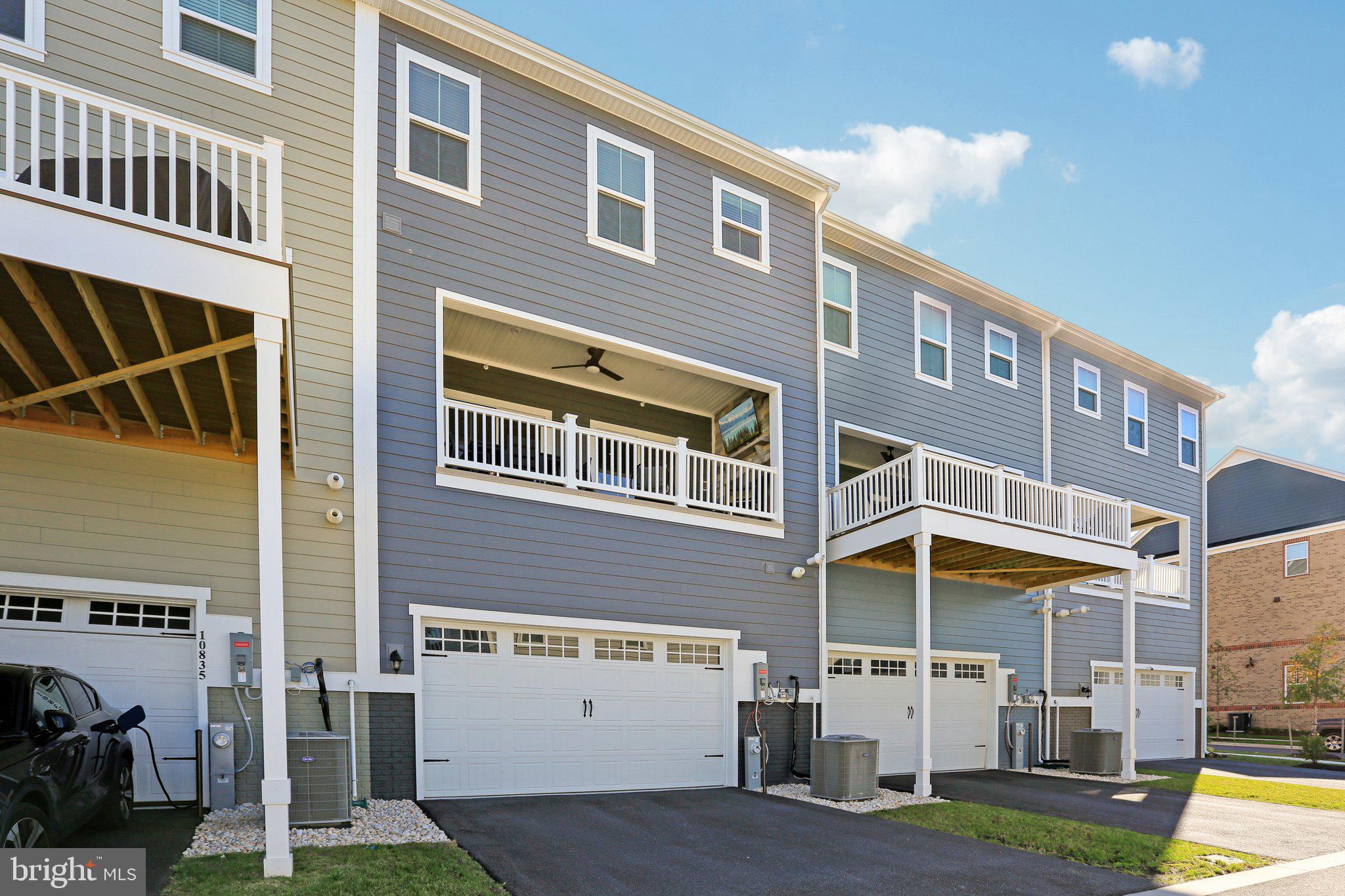 GREENLEIGH AT CROSSROADS - Residential