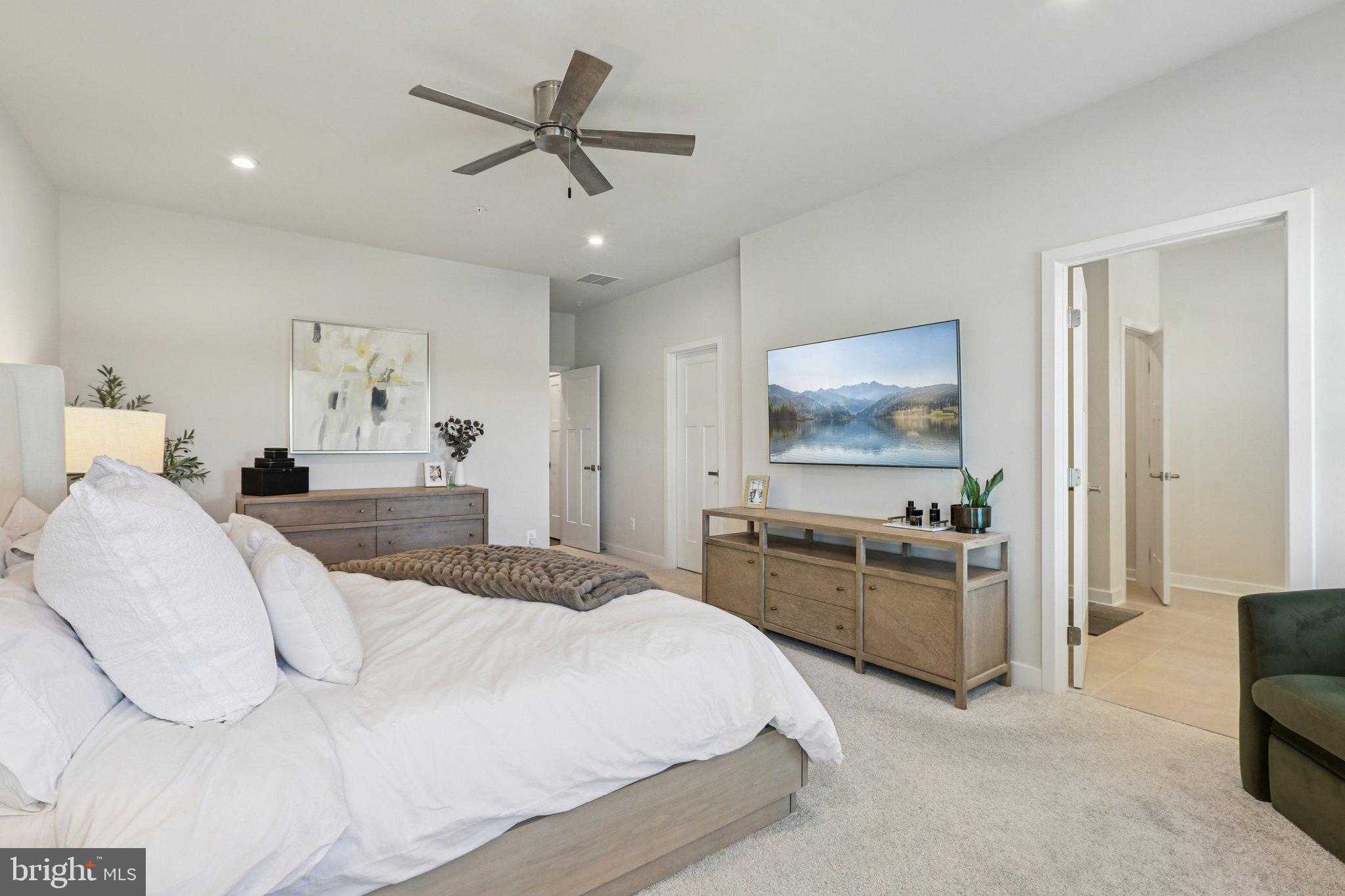 GREENLEIGH AT CROSSROADS - Residential