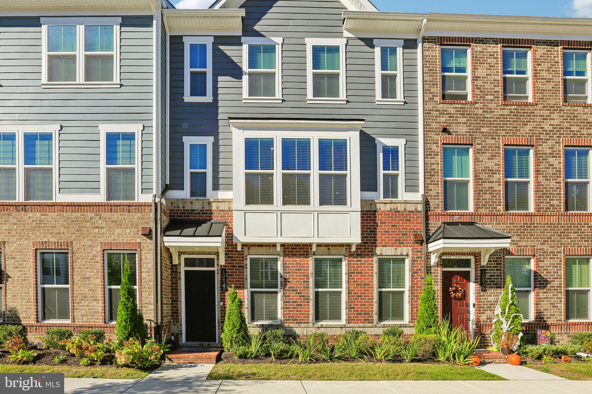 GREENLEIGH AT CROSSROADS - Residential