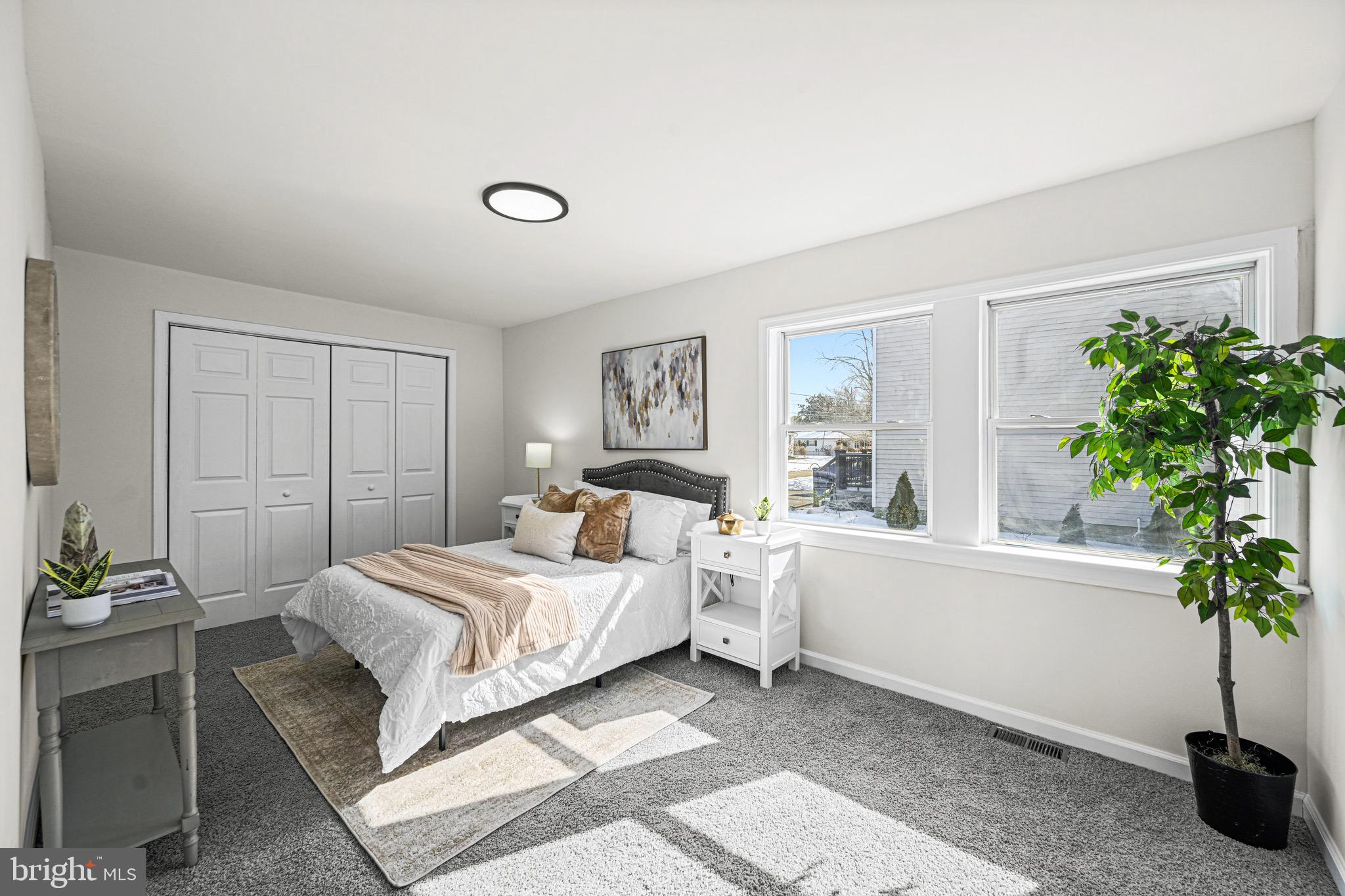 SELBY ON THE BAY - Residential