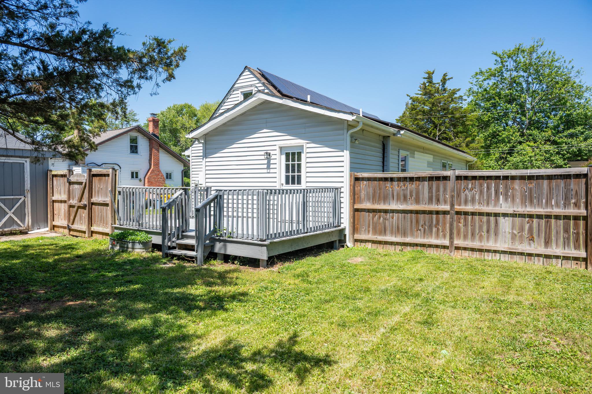 SELBY ON THE BAY - Residential