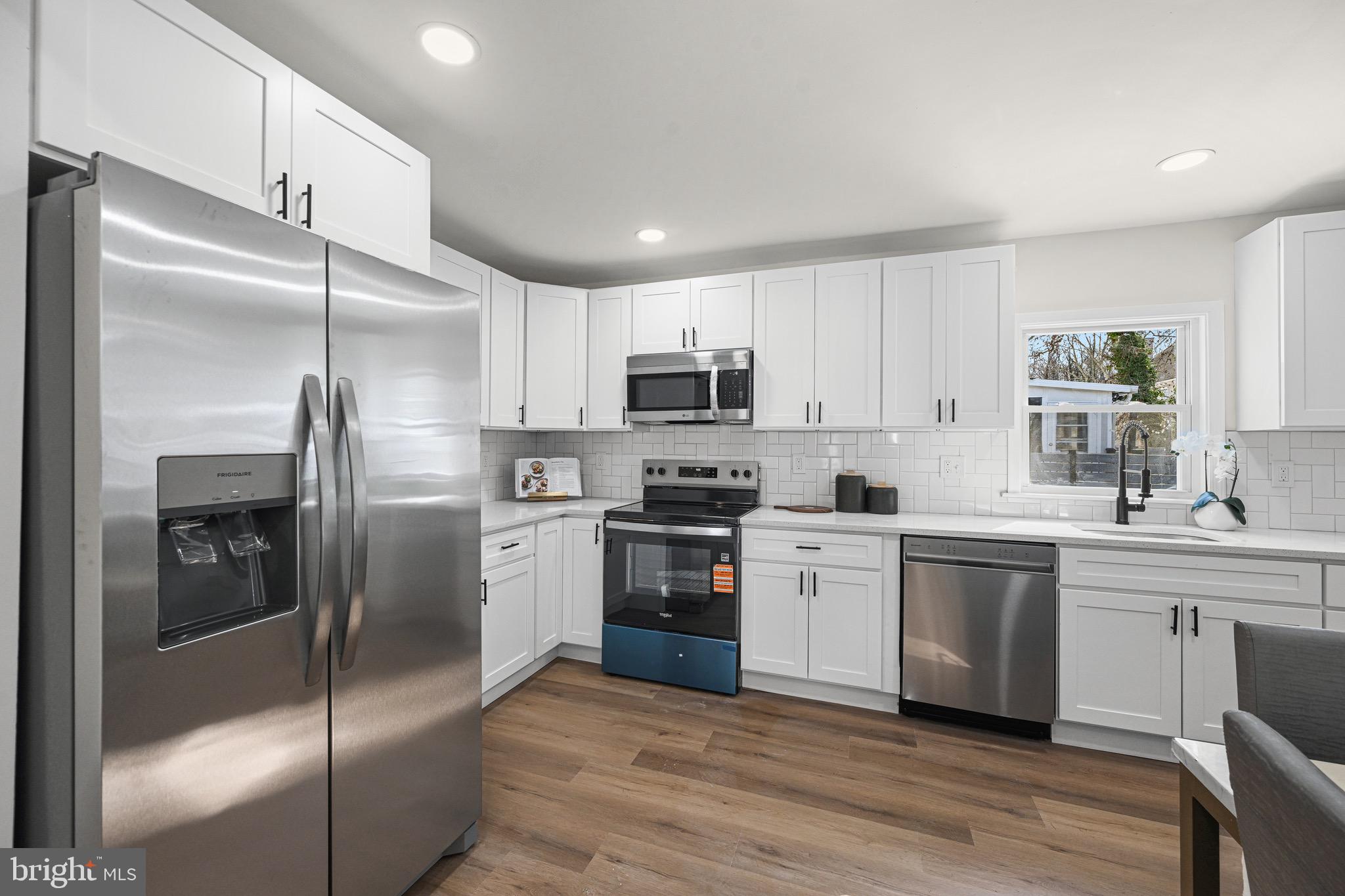 SELBY ON THE BAY - Residential