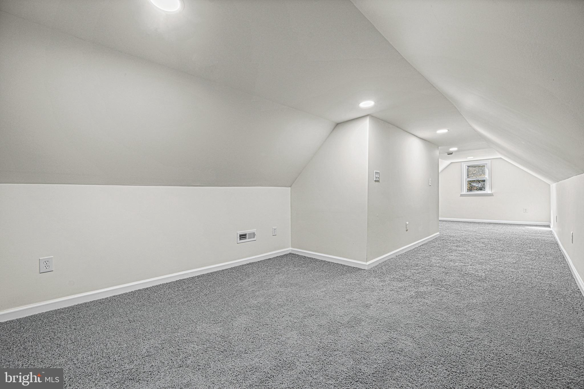 SELBY ON THE BAY - Residential