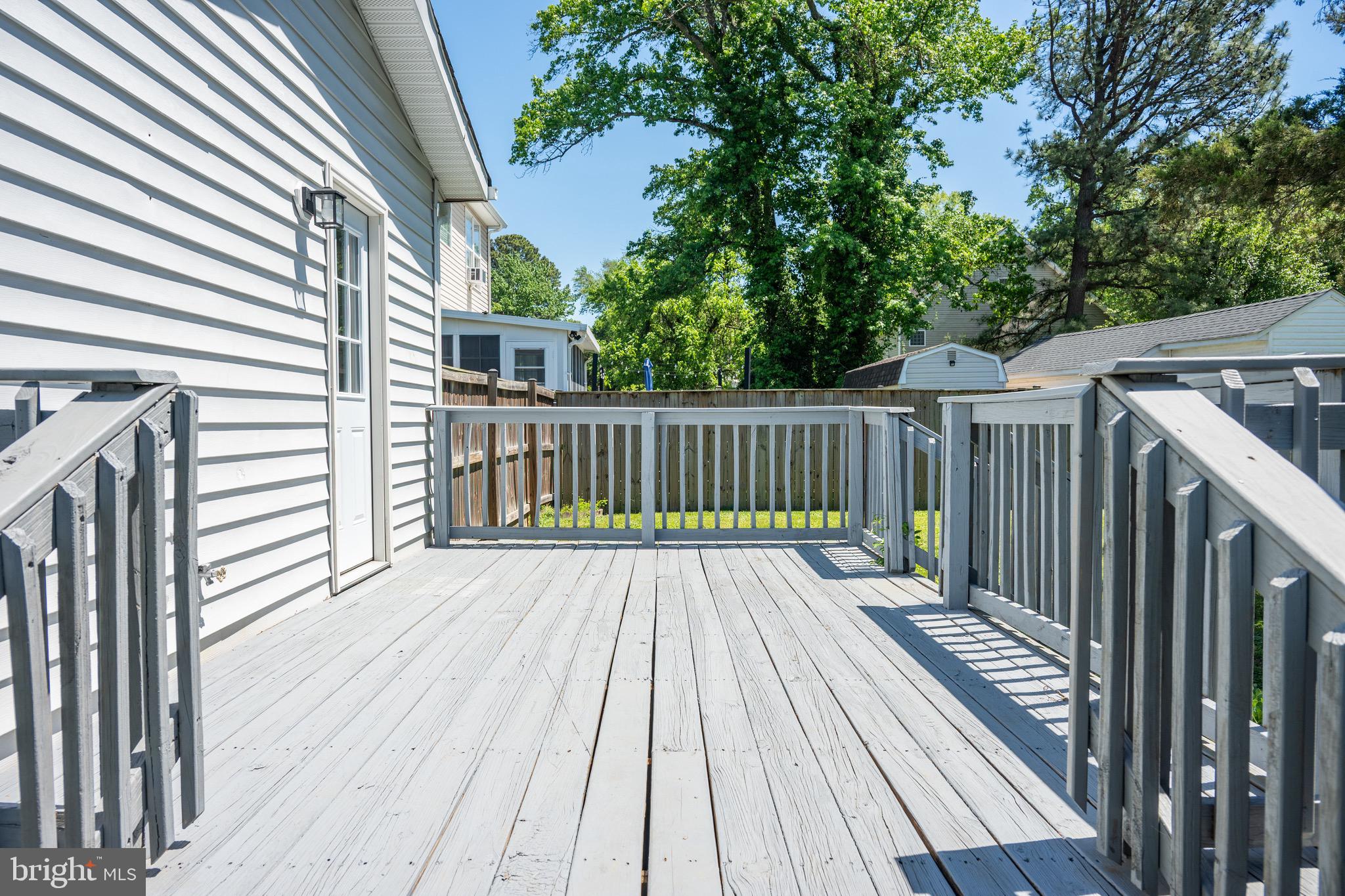 SELBY ON THE BAY - Residential