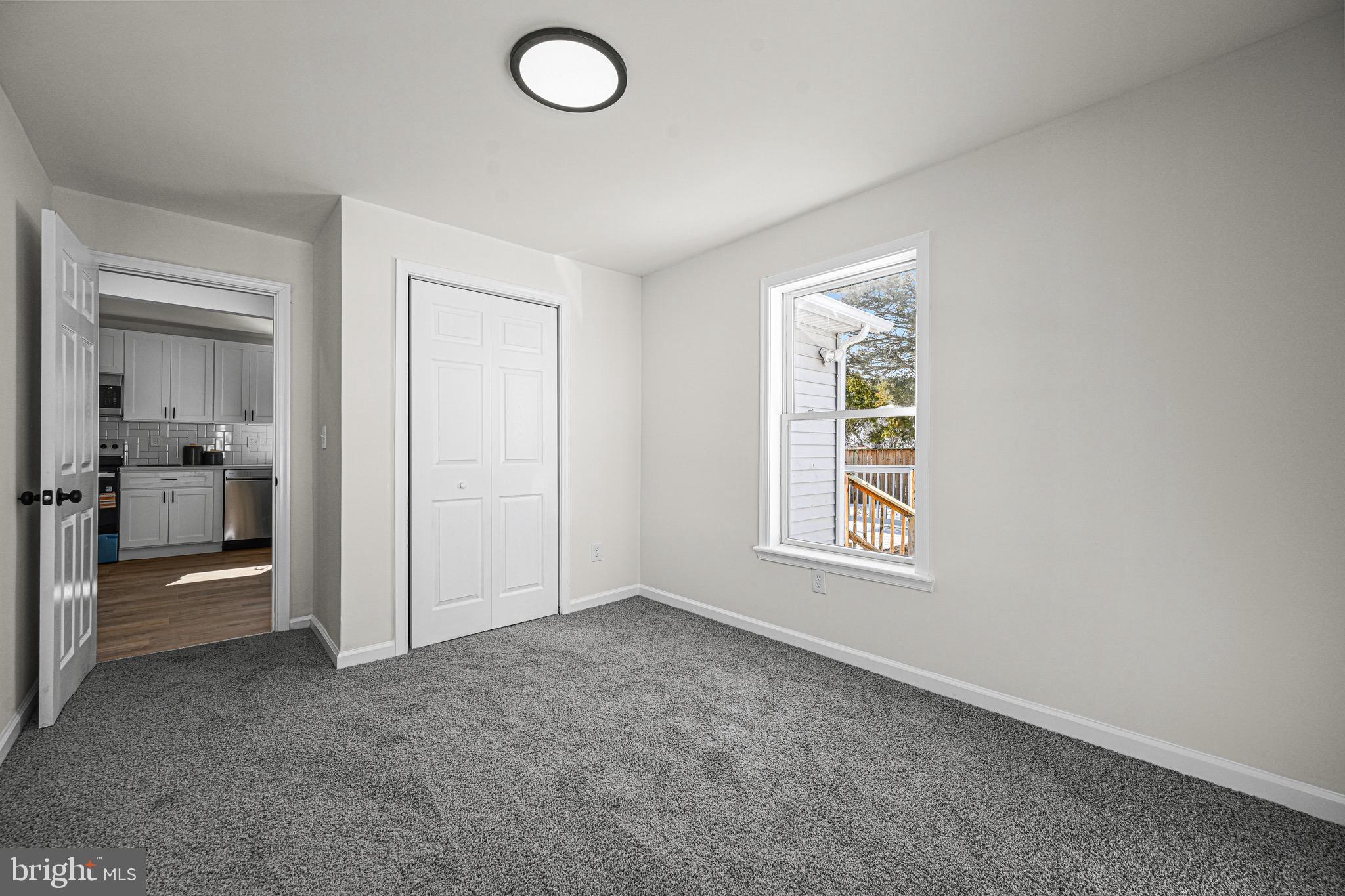 SELBY ON THE BAY - Residential