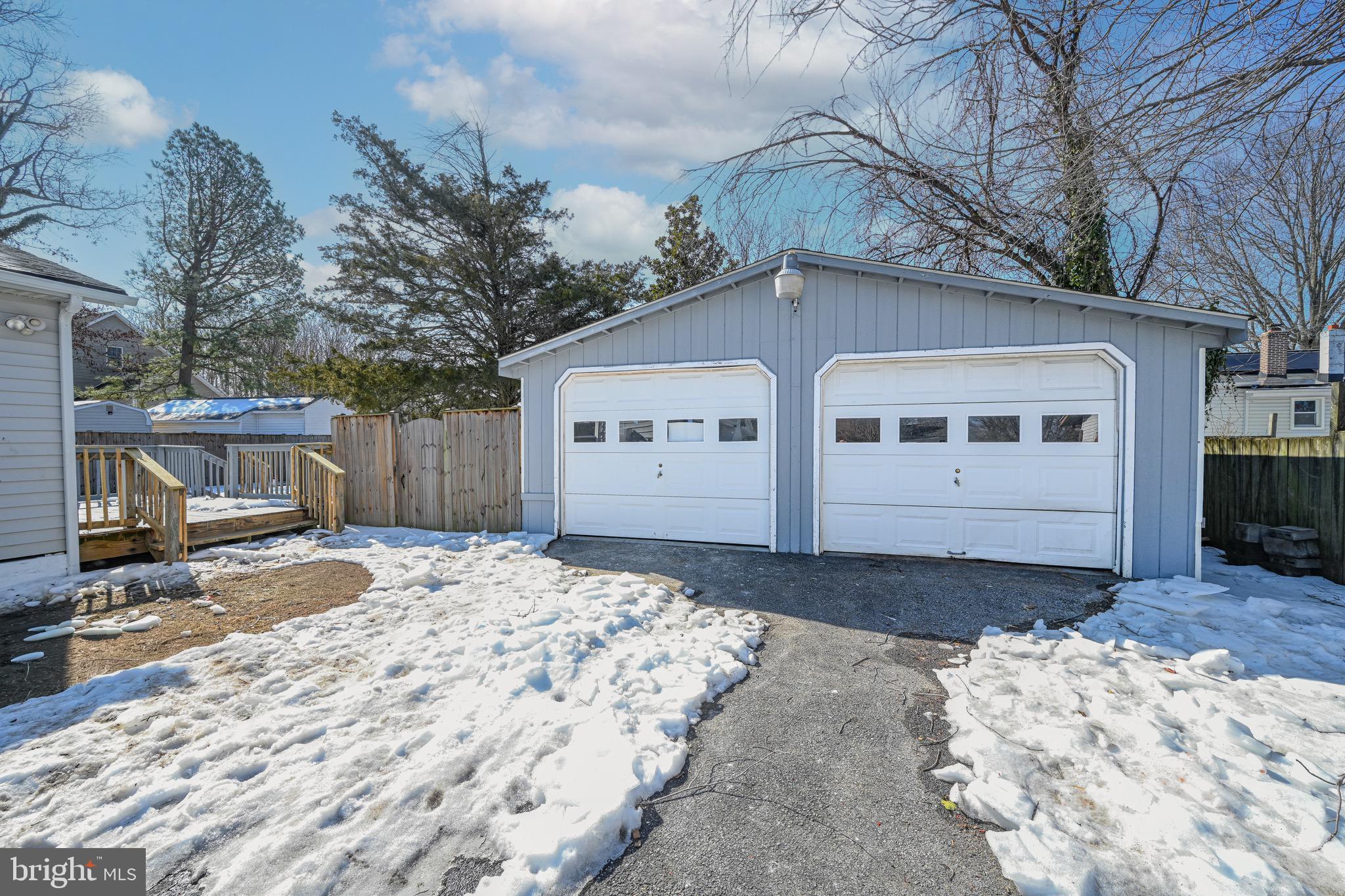 SELBY ON THE BAY - Residential