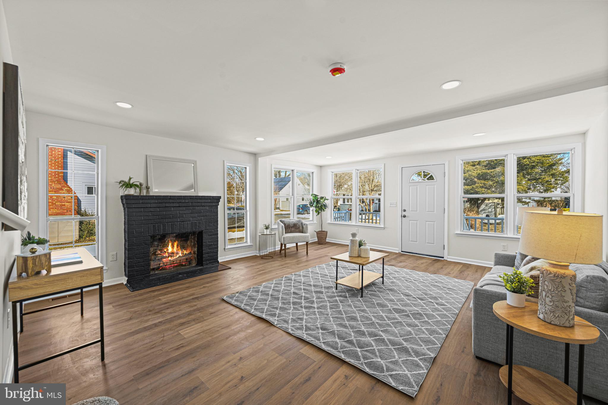 SELBY ON THE BAY - Residential