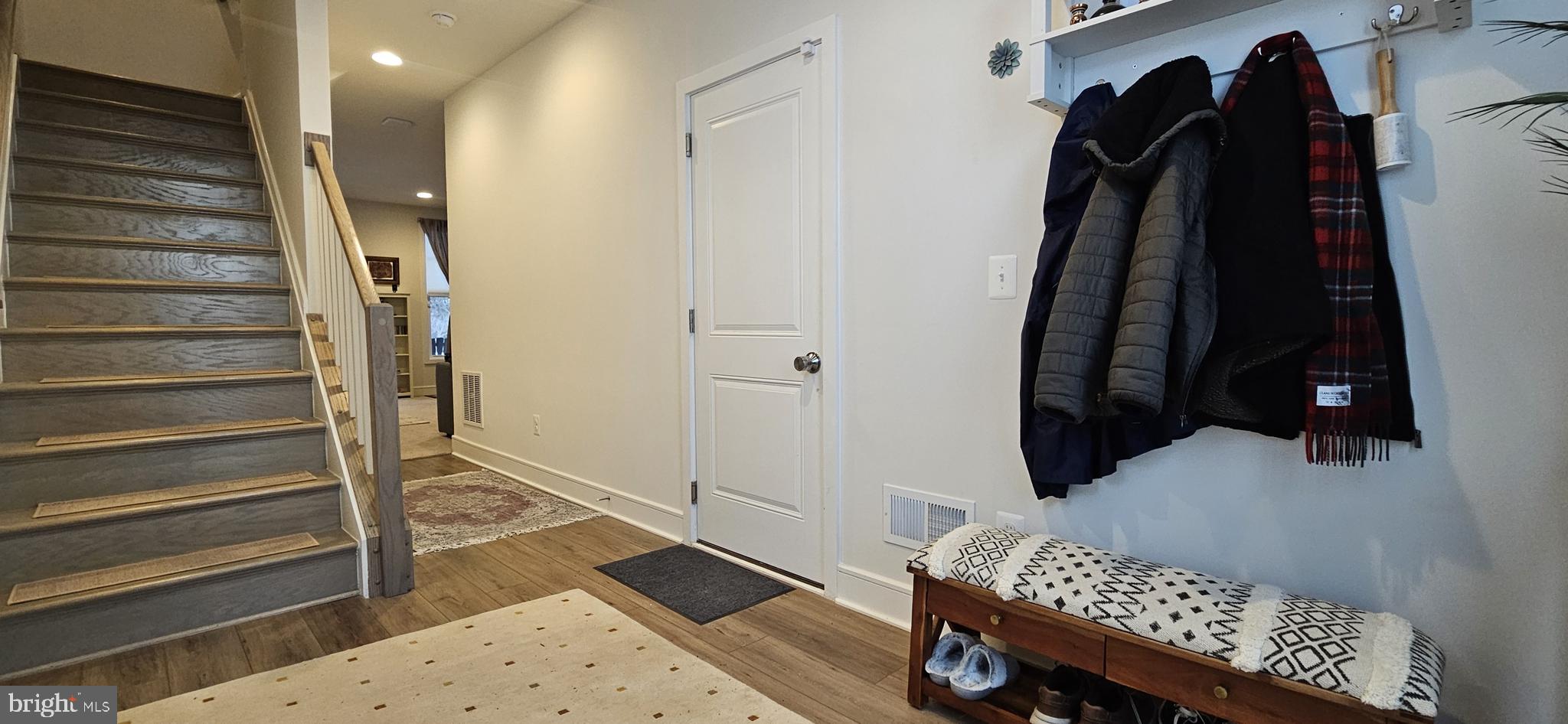 LAKE FREDERICK - Residential Lease