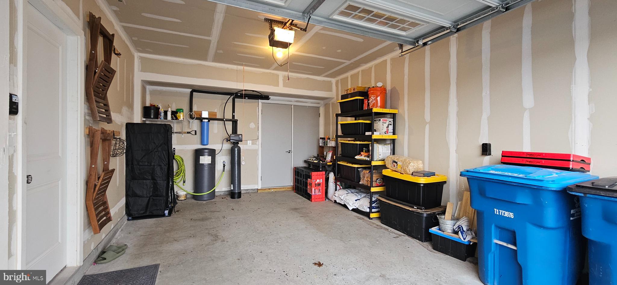 LAKE FREDERICK - Residential Lease