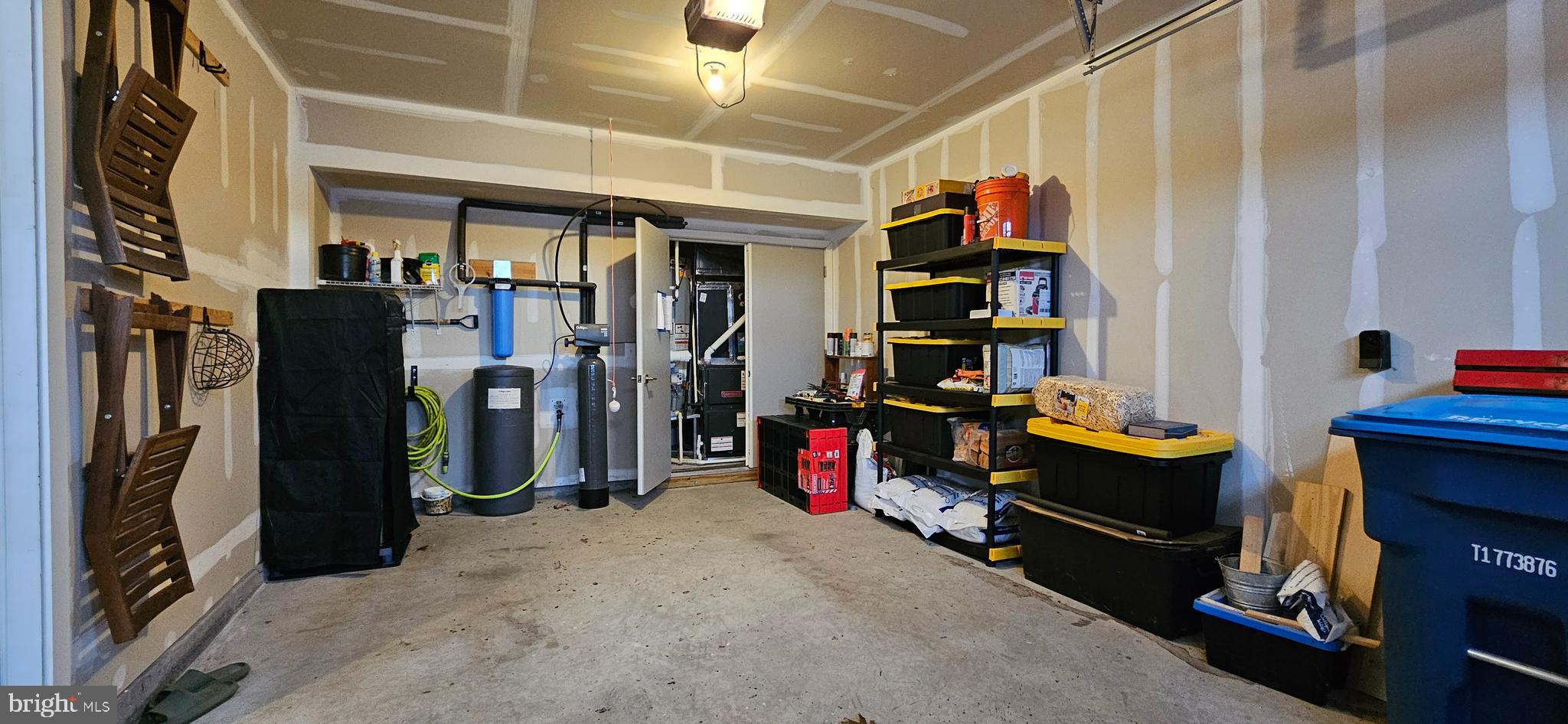 LAKE FREDERICK - Residential Lease