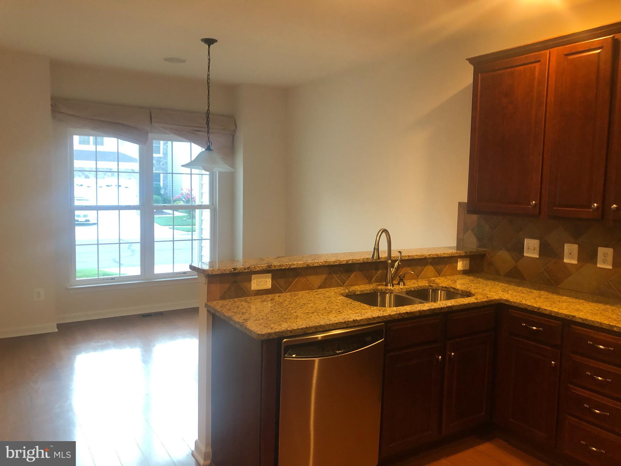 SOUTH RIDING - Residential Lease