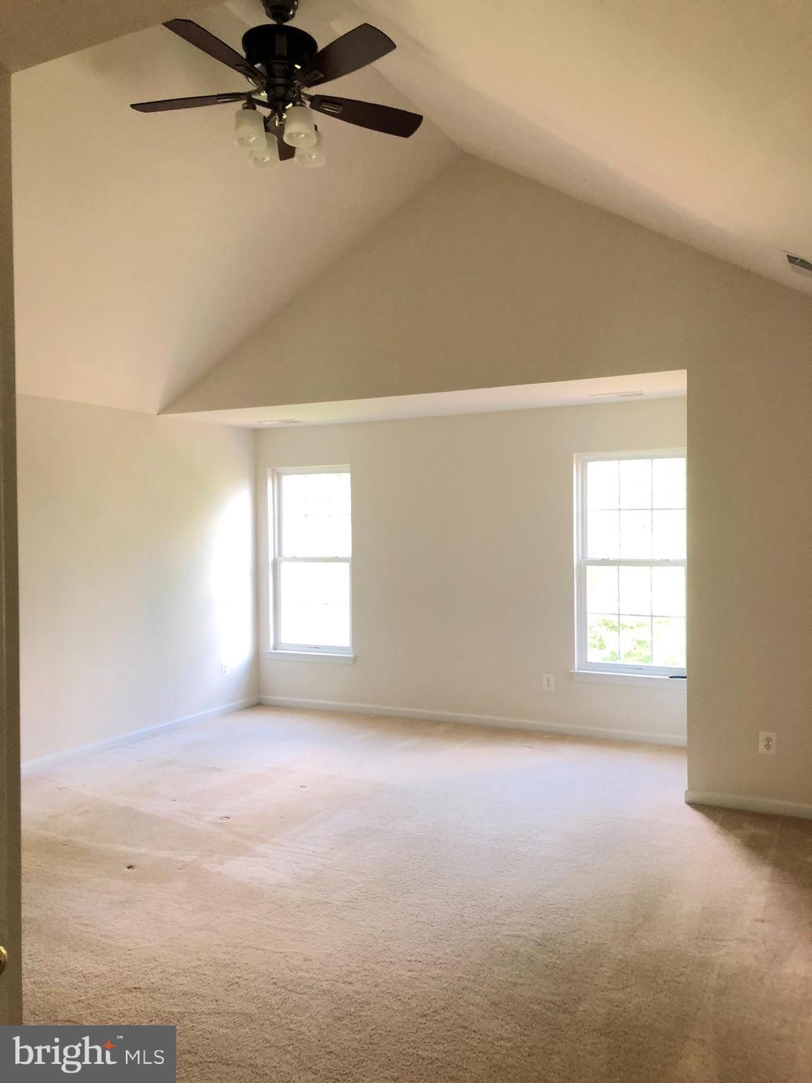 SOUTH RIDING - Residential Lease