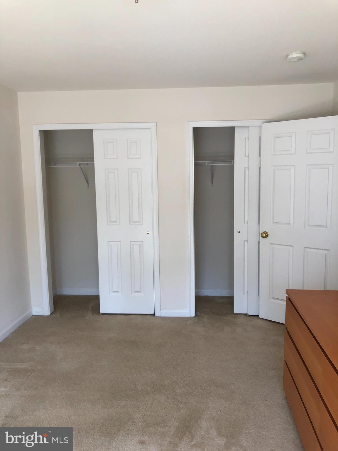 SOUTH RIDING - Residential Lease