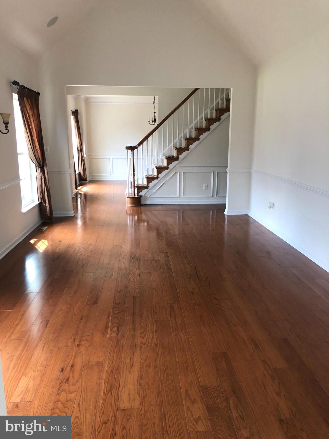 SOUTH RIDING - Residential Lease