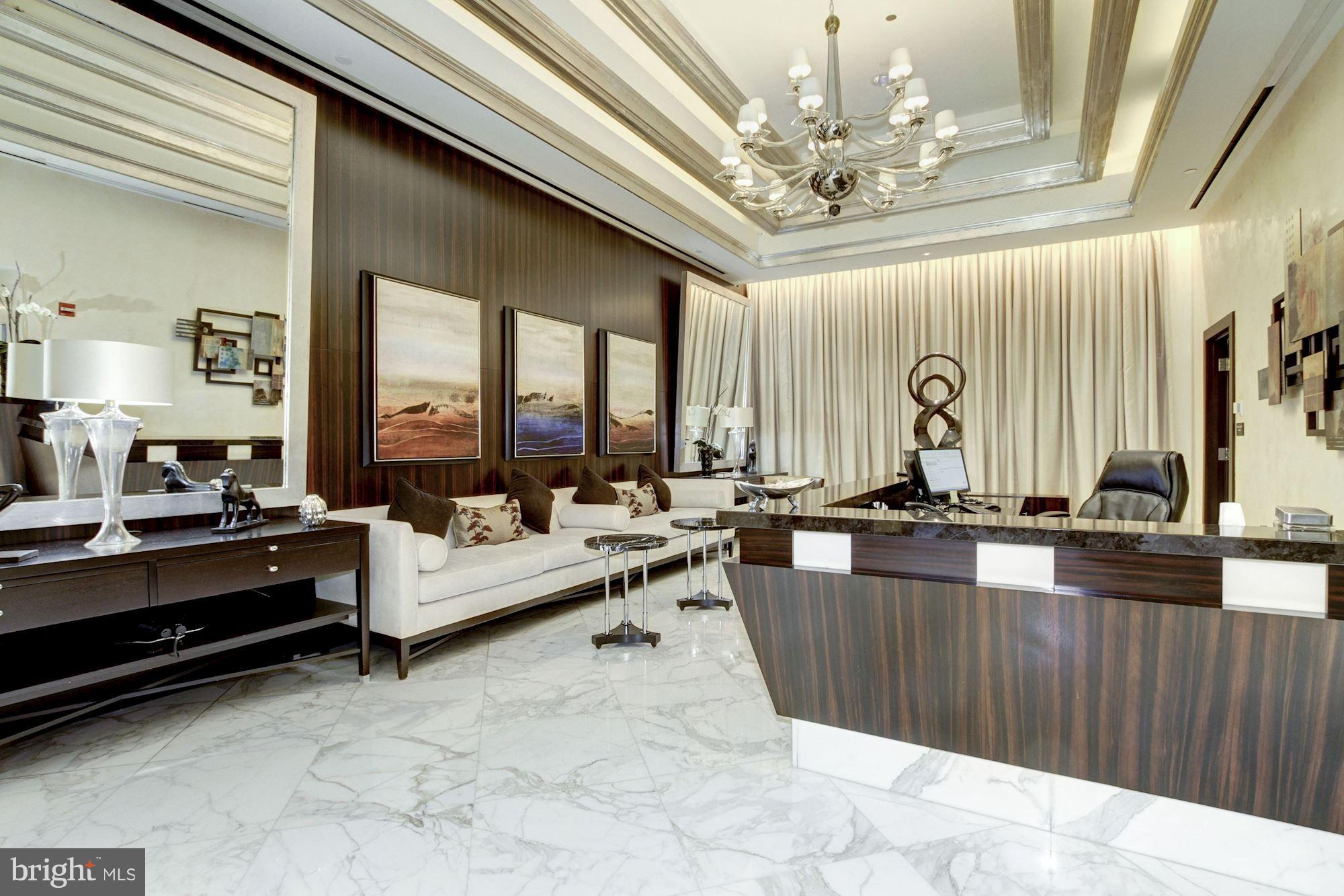 THE WATERVIEW - Residential Lease