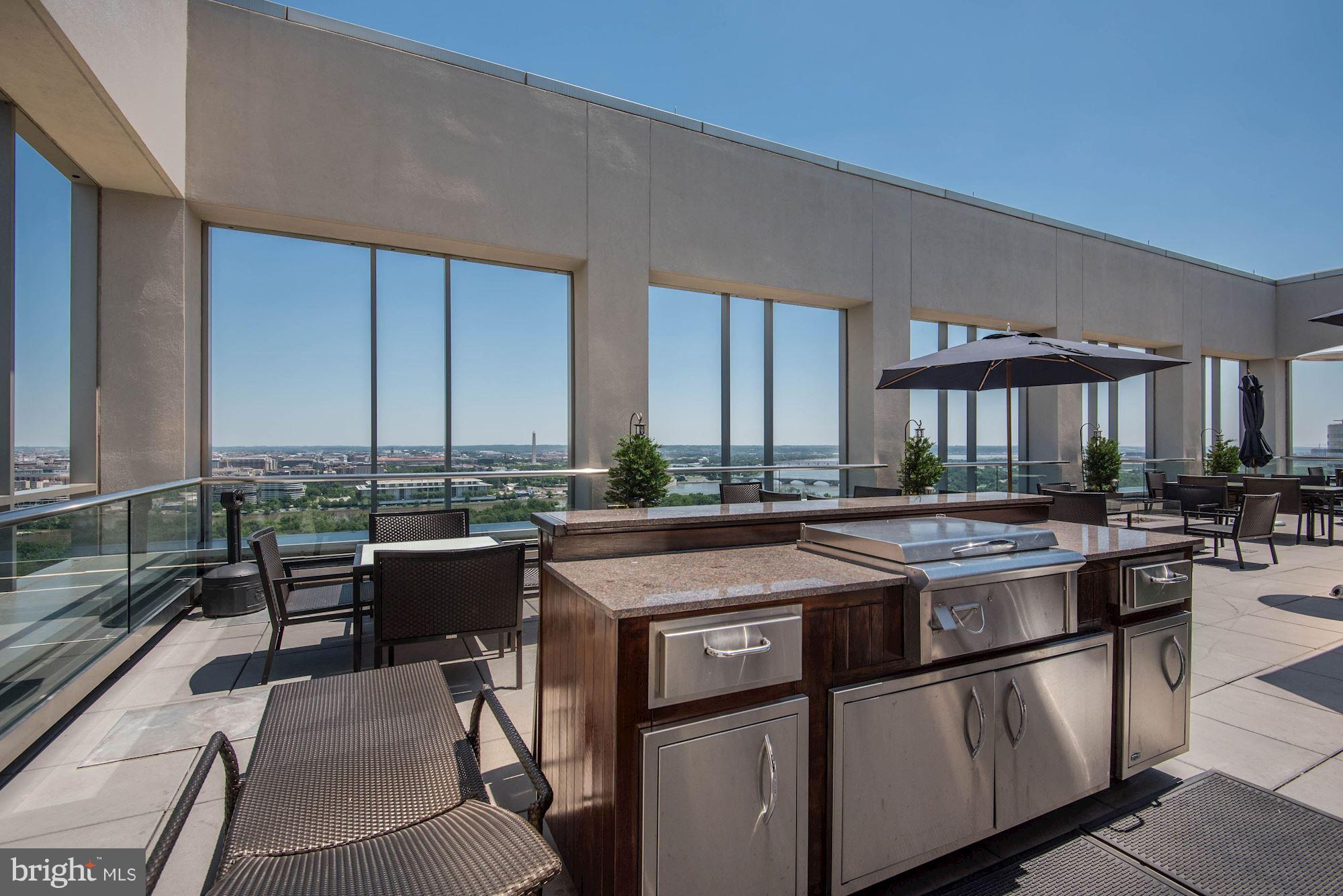 THE WATERVIEW - Residential Lease