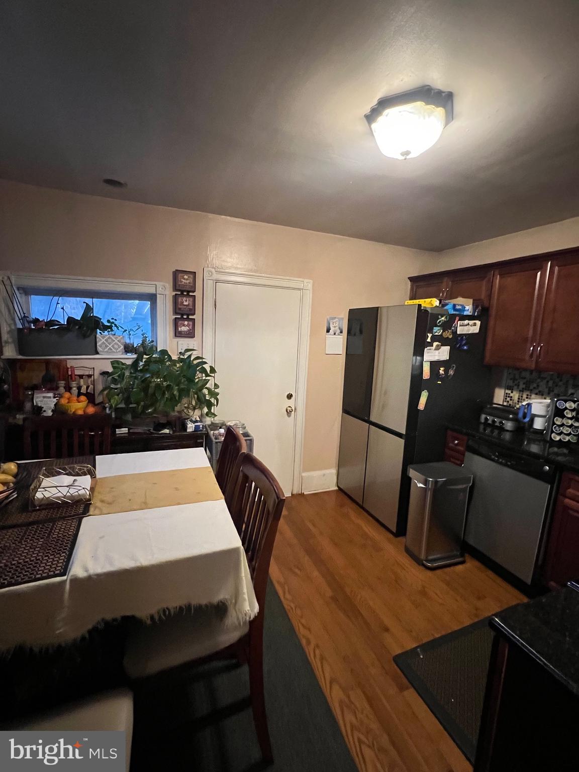 LAWNCREST - Residential