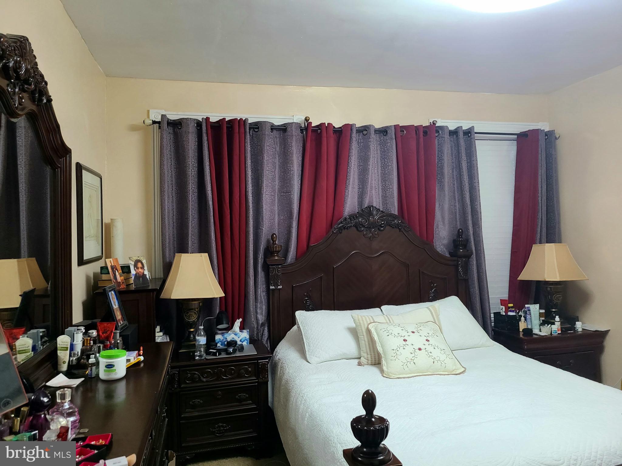 LAWNCREST - Residential