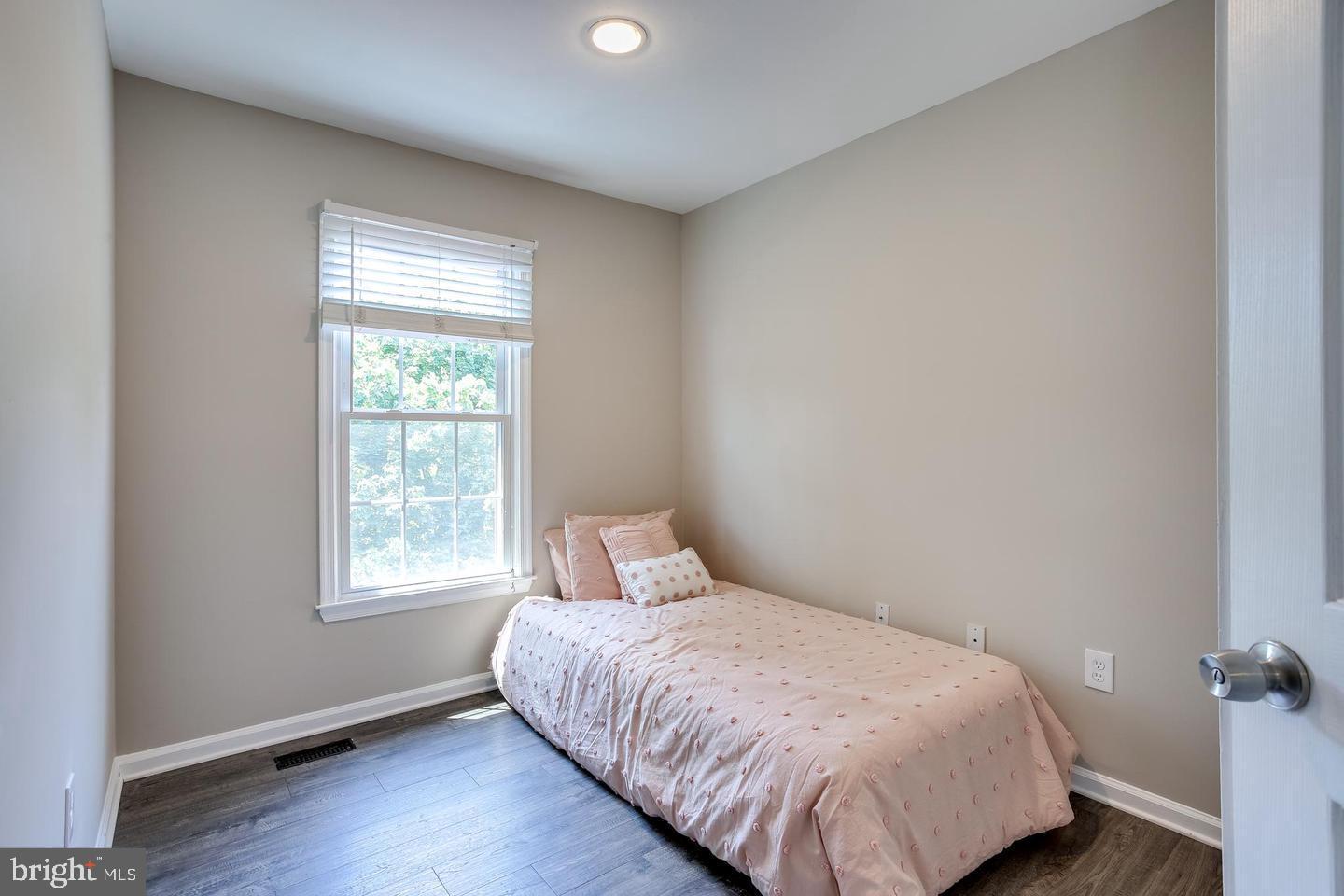 ASPENWOOD - Residential Lease