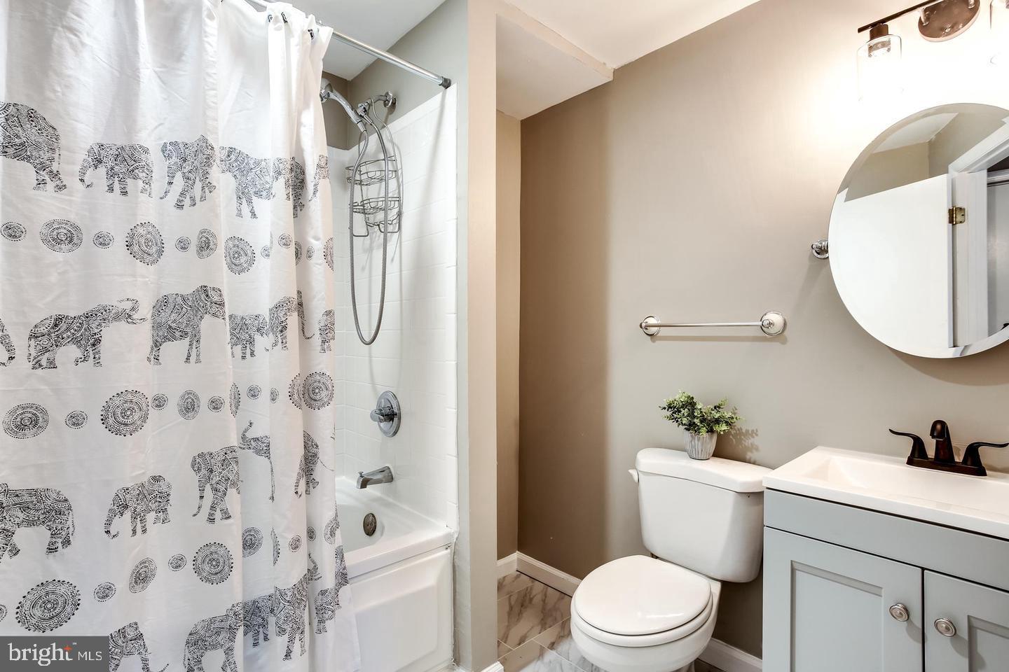 ASPENWOOD - Residential Lease