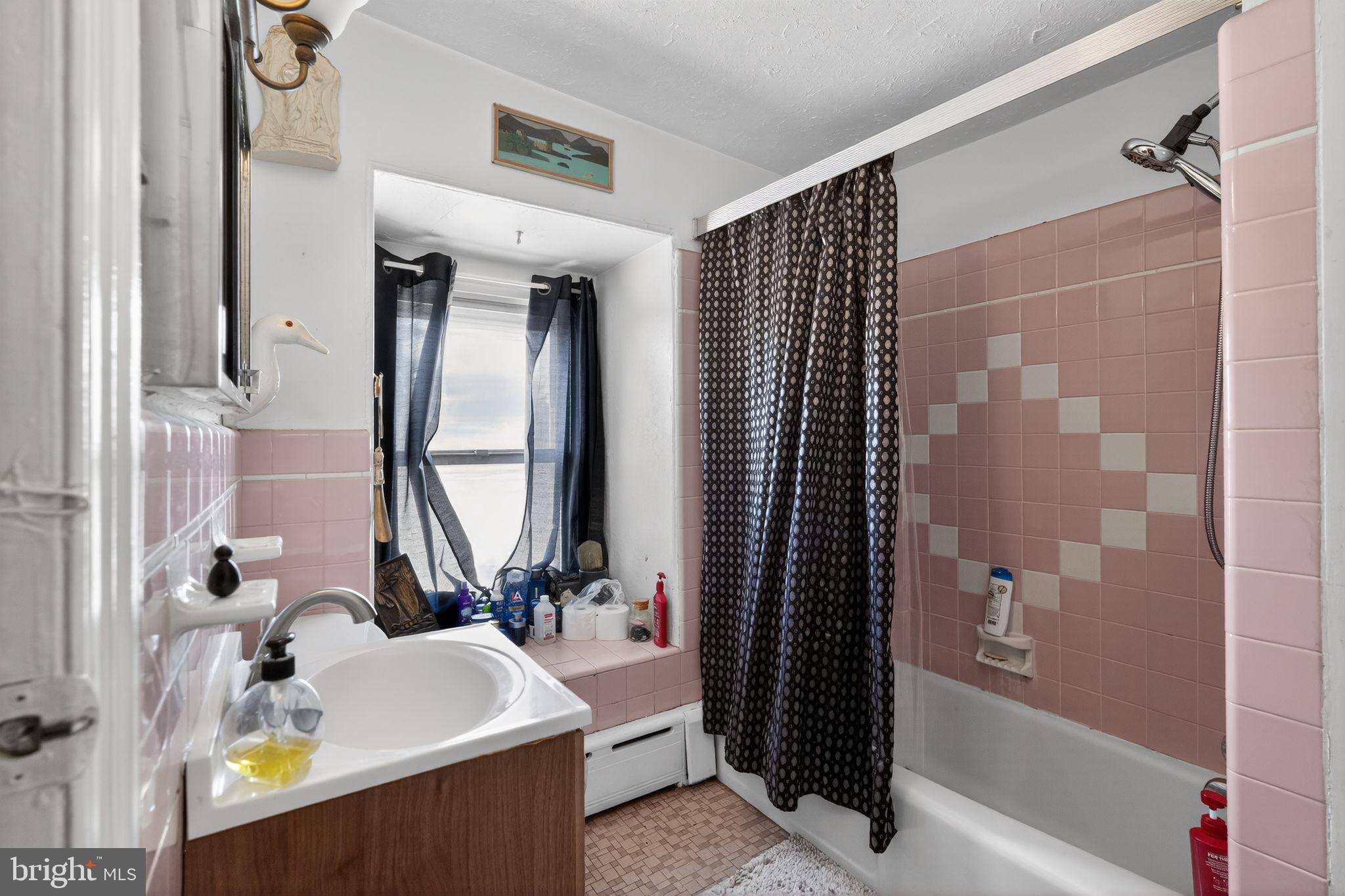 FRANKFORD - Residential