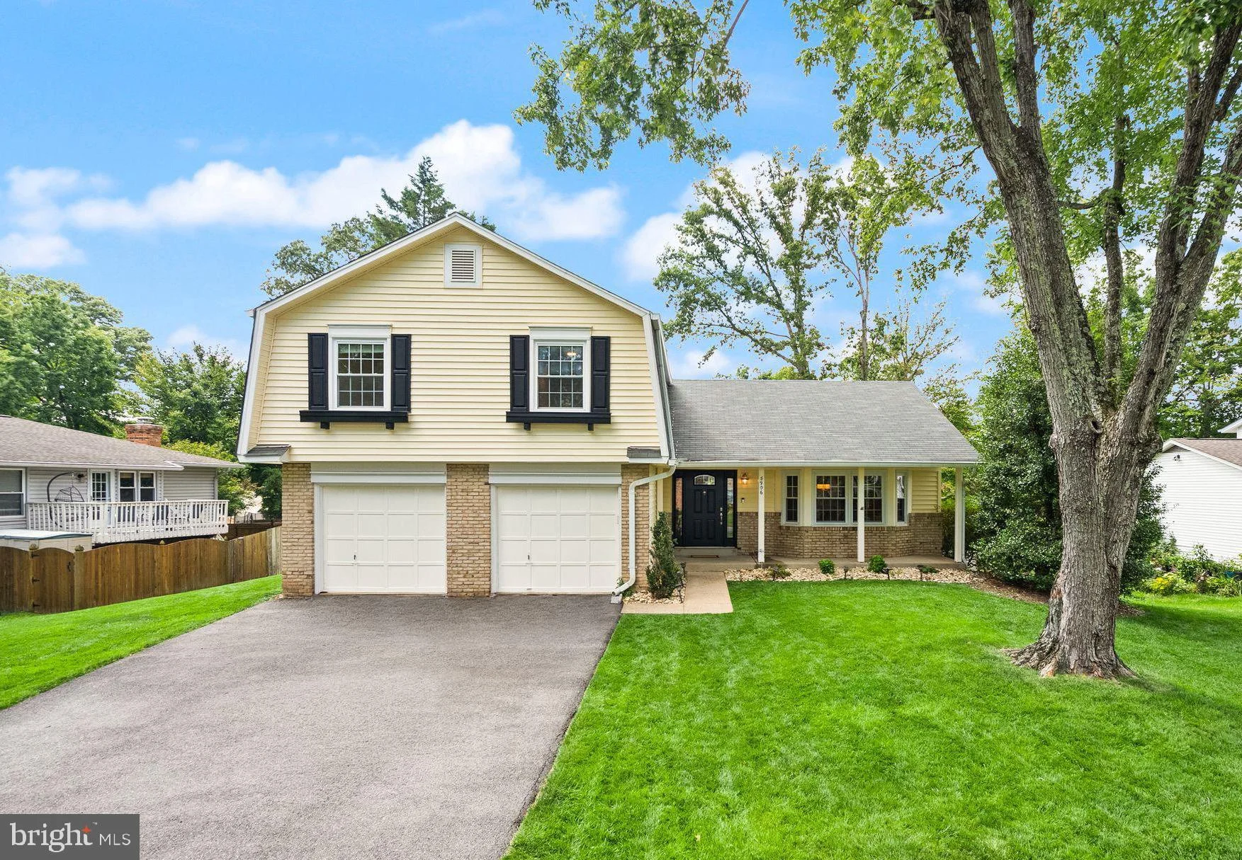 8906 Tailcoat Court, Springfield, VA 22153