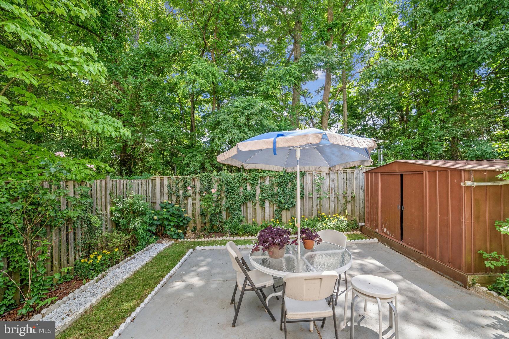 OAK SPRINGS - Residential