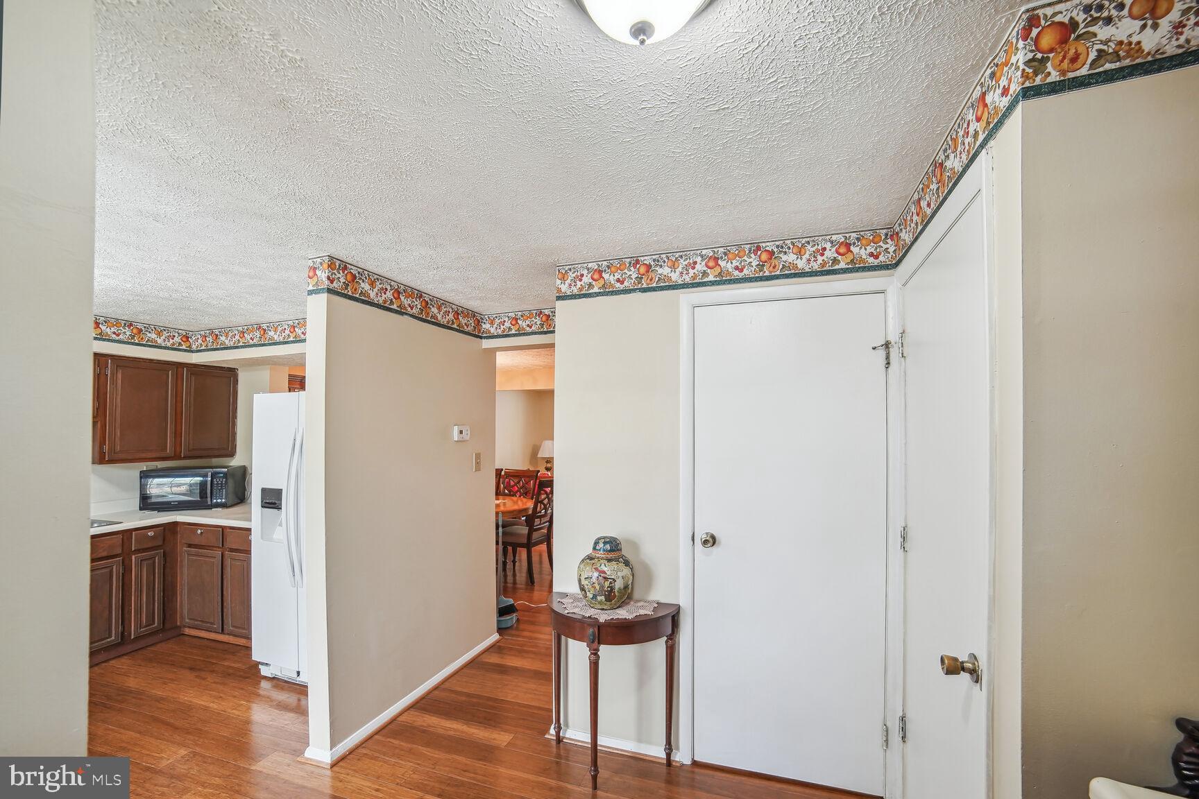 OAK SPRINGS - Residential