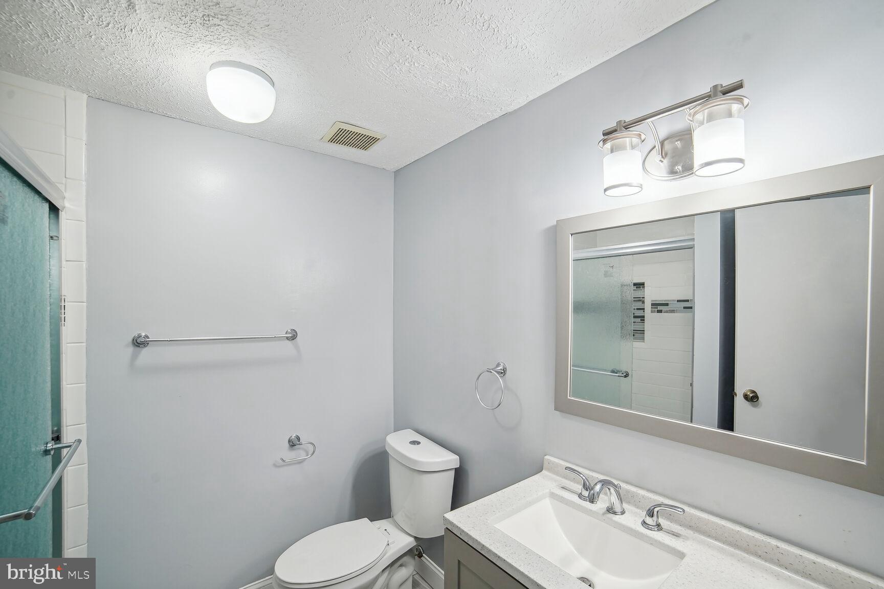 OAK SPRINGS - Residential