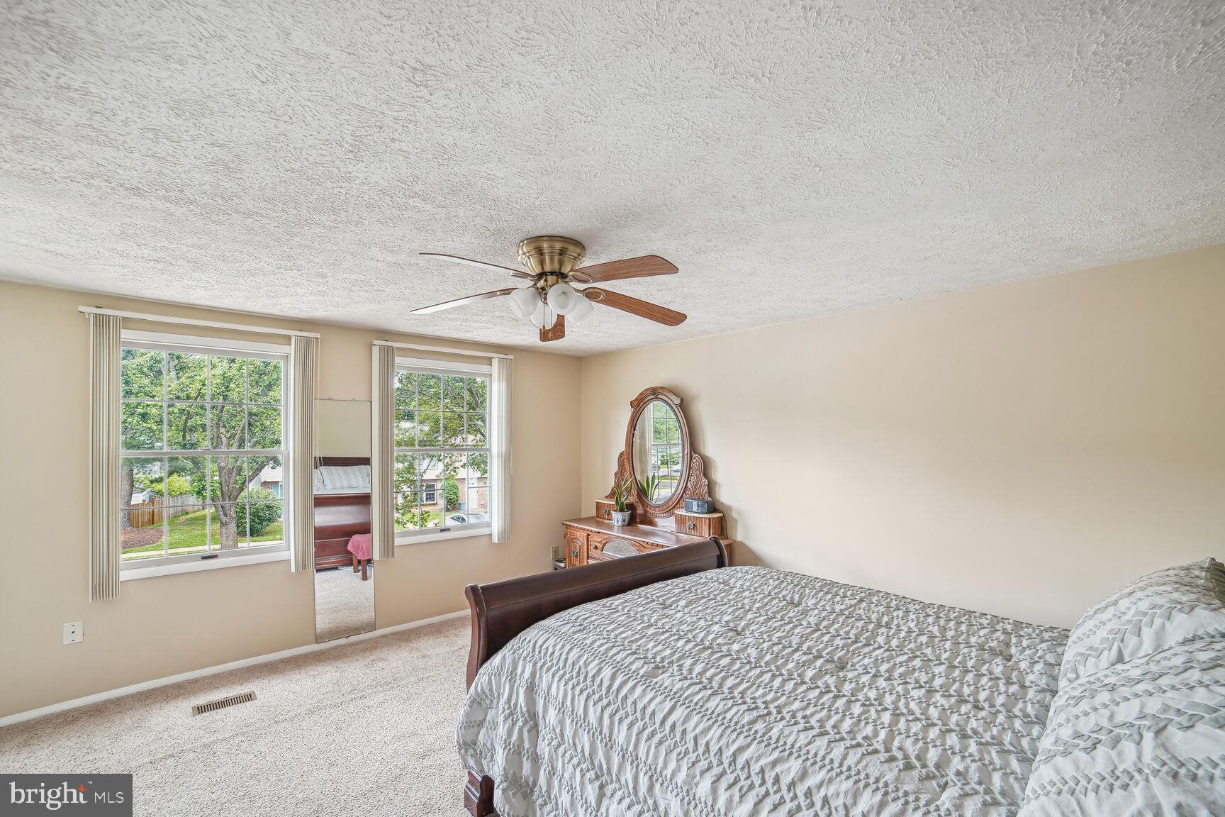 OAK SPRINGS - Residential