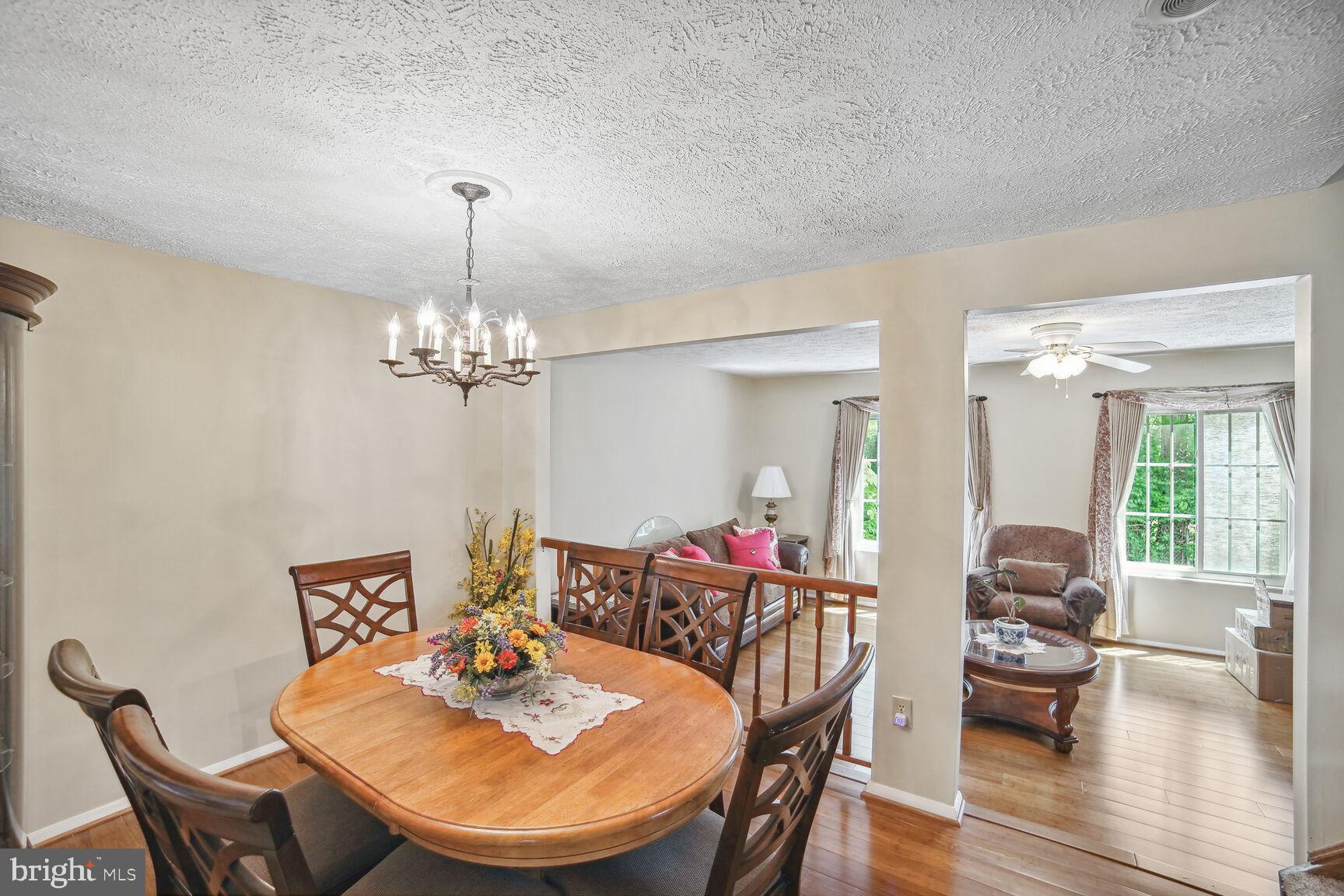 OAK SPRINGS - Residential