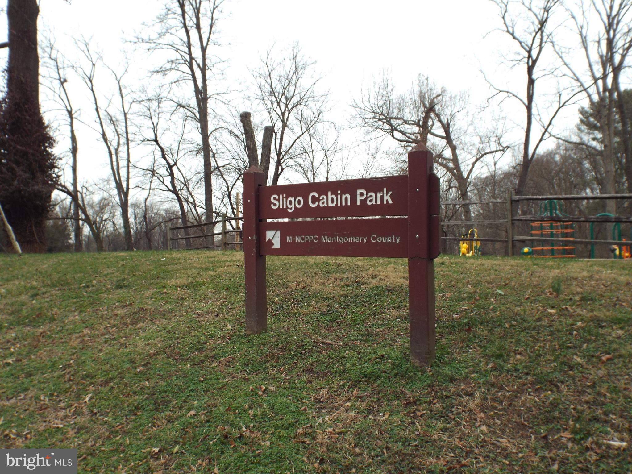 LONDON TERRACE - Residential