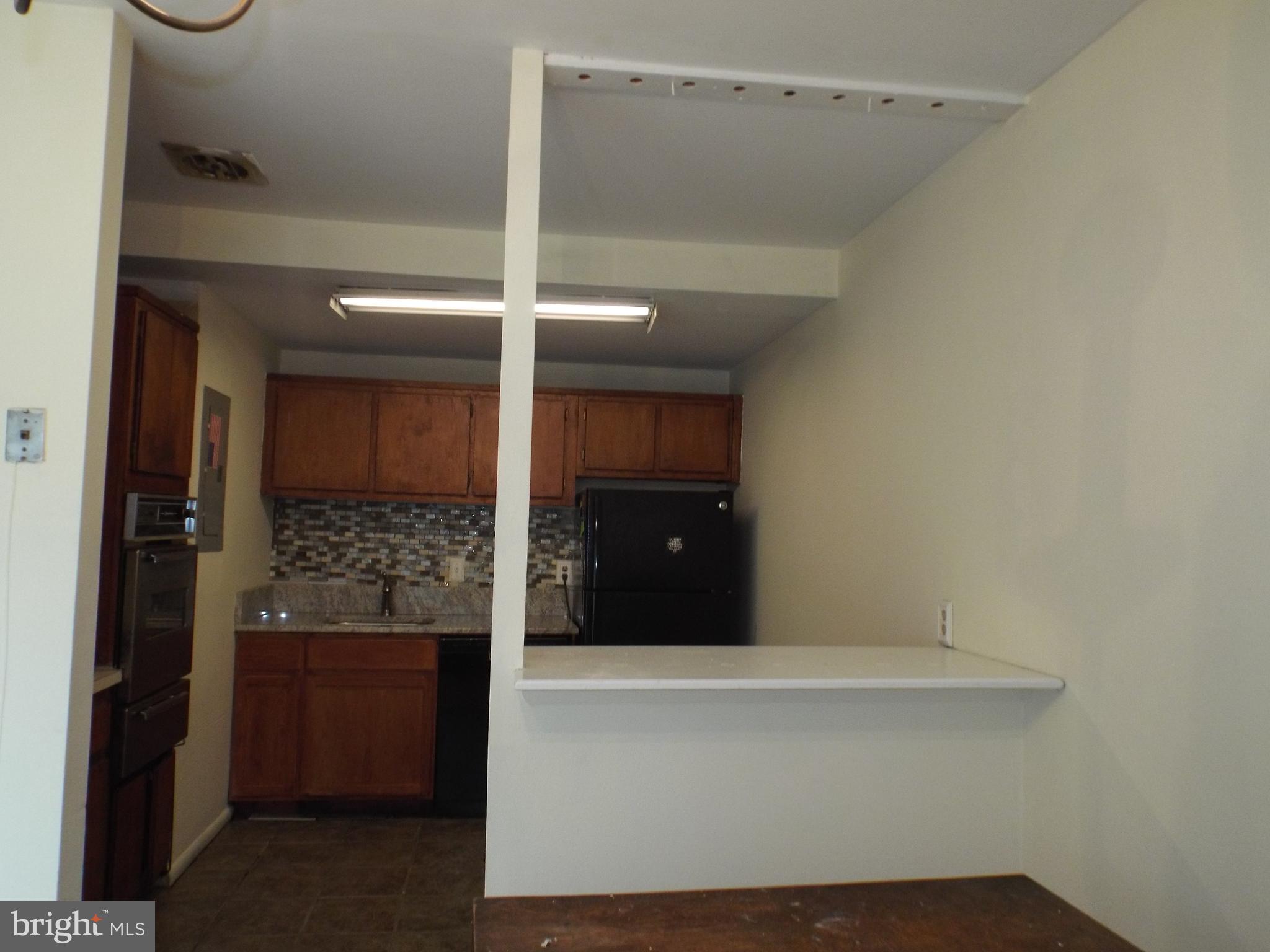 LONDON TERRACE - Residential