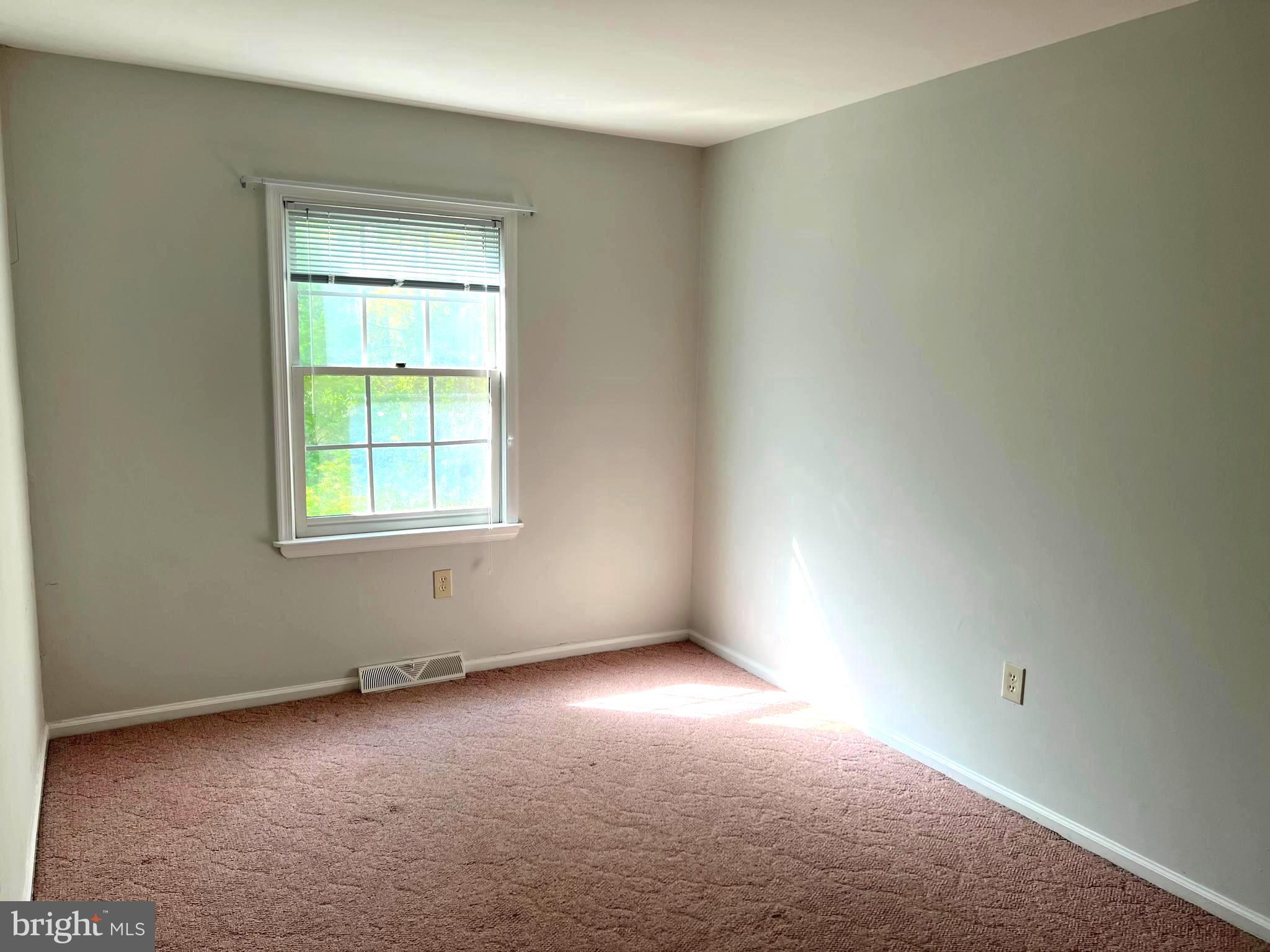 OAKMONT - Residential