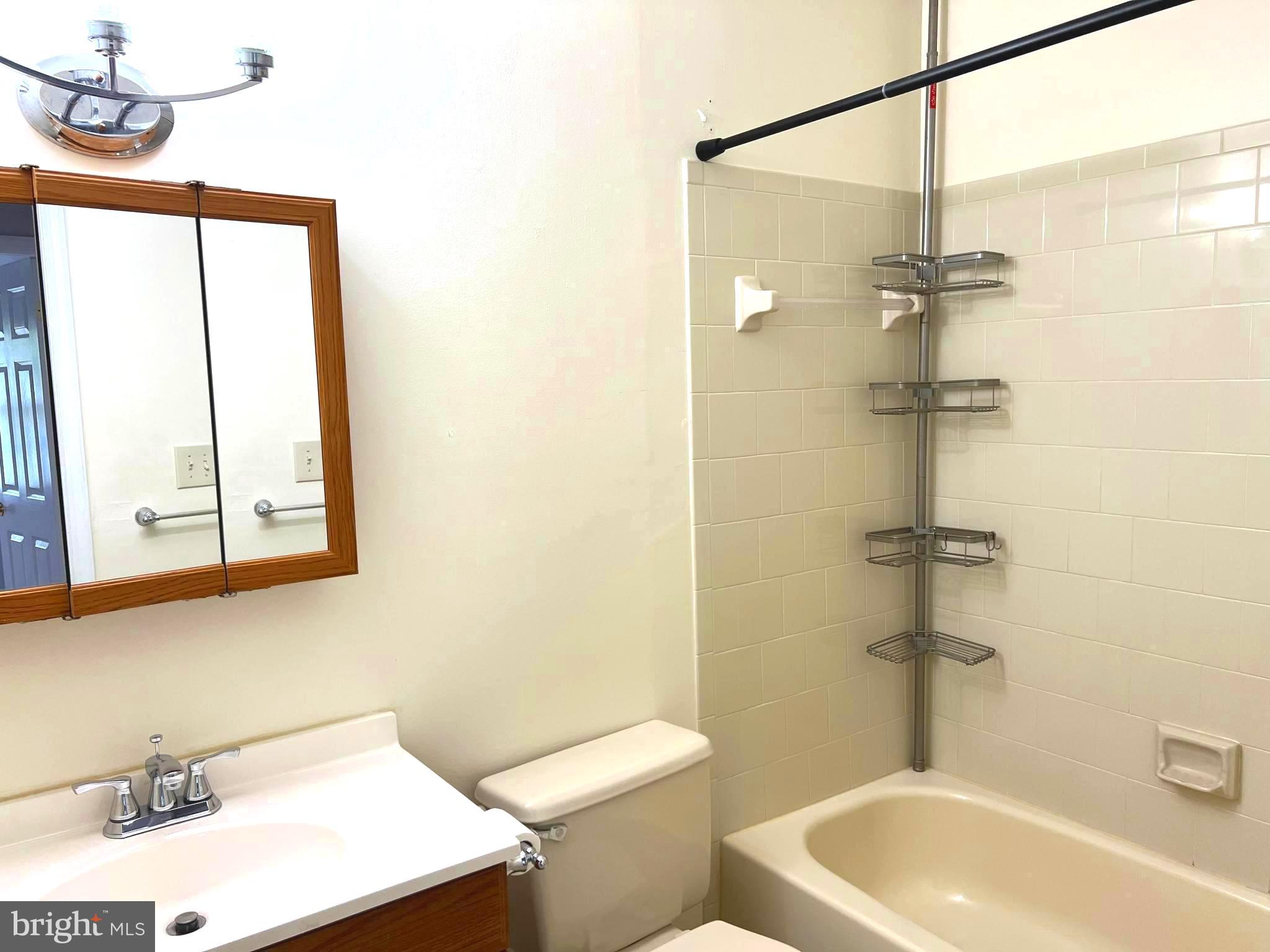 OAKMONT - Residential