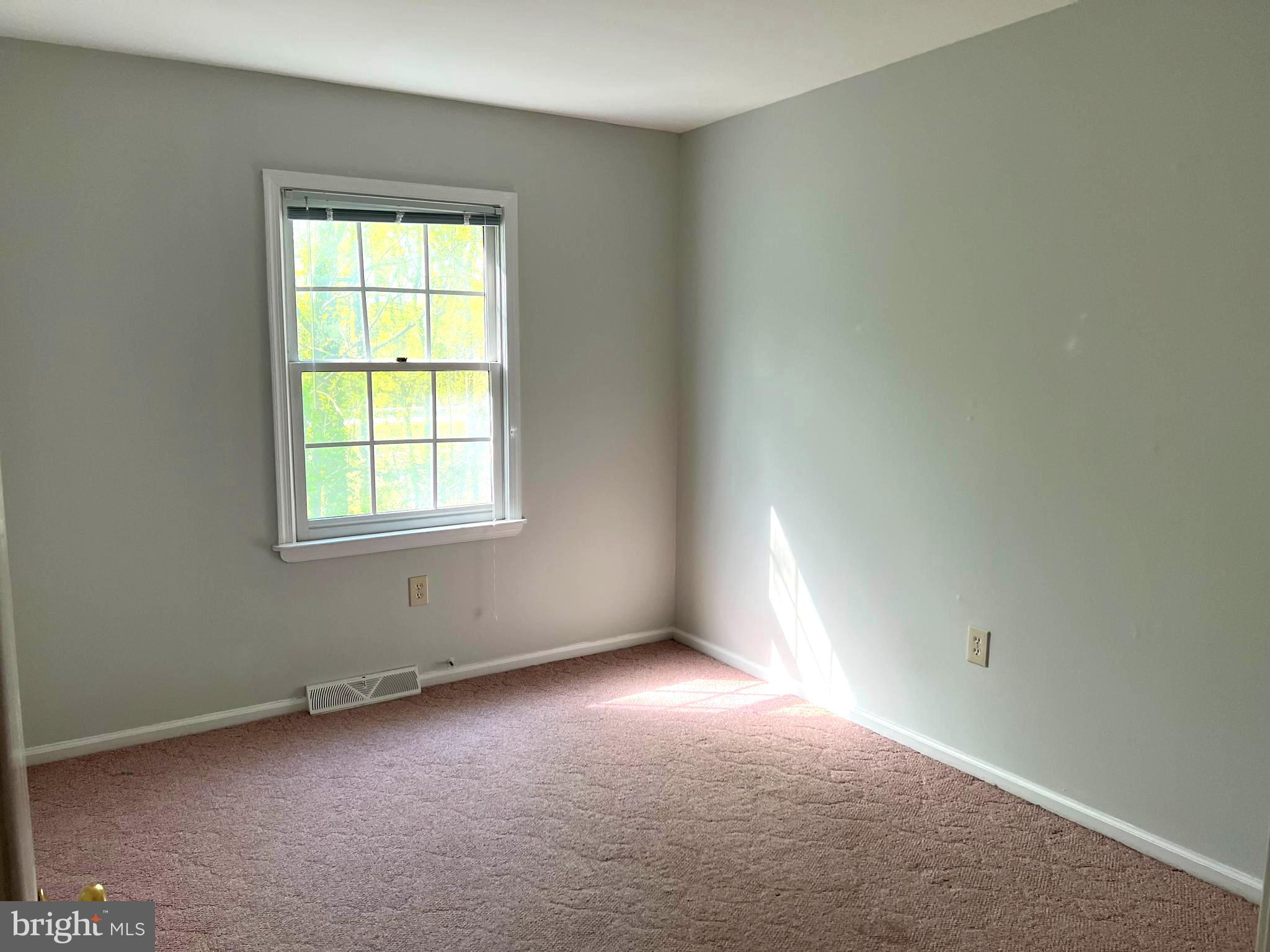 OAKMONT - Residential