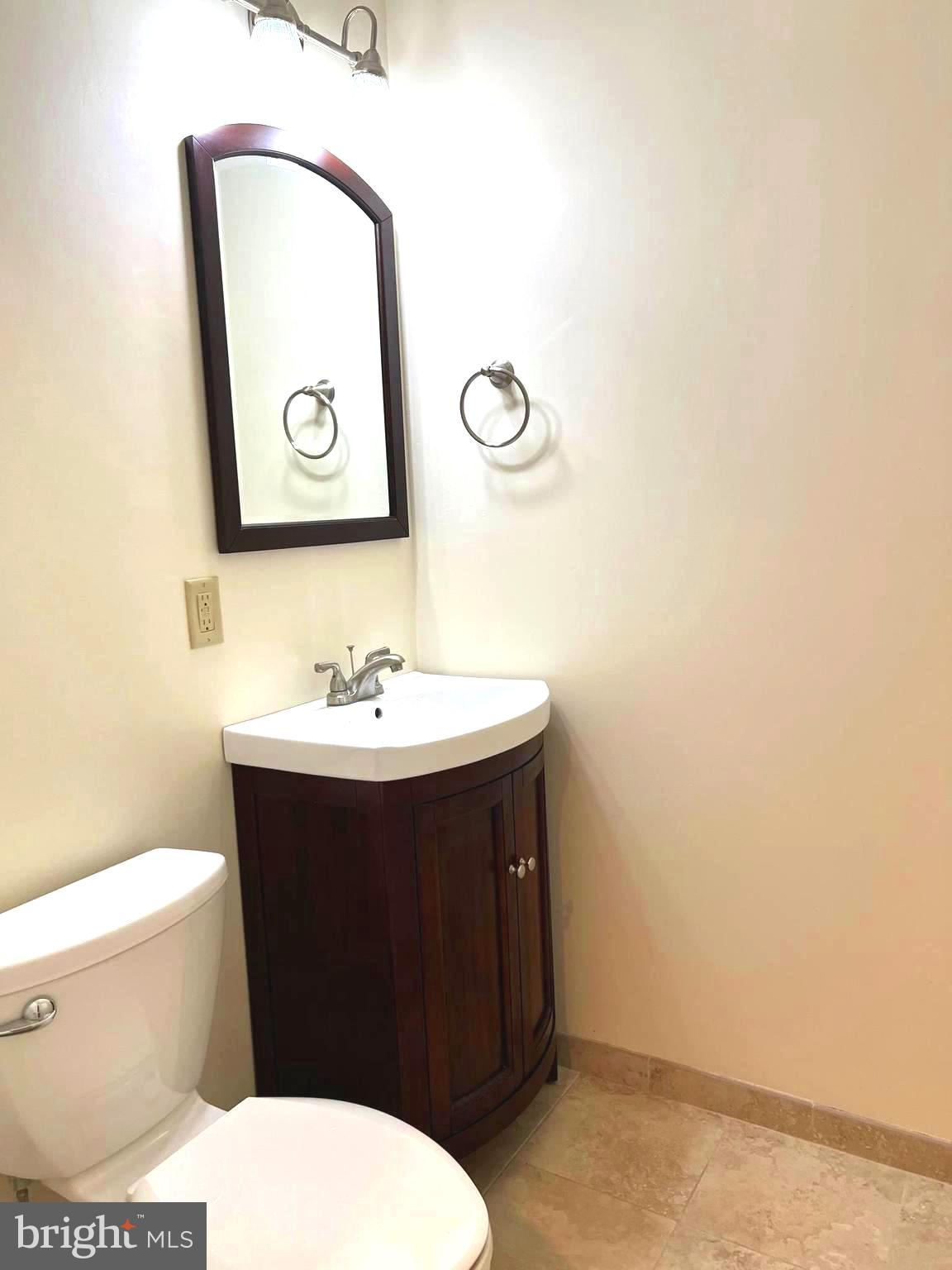 OAKMONT - Residential