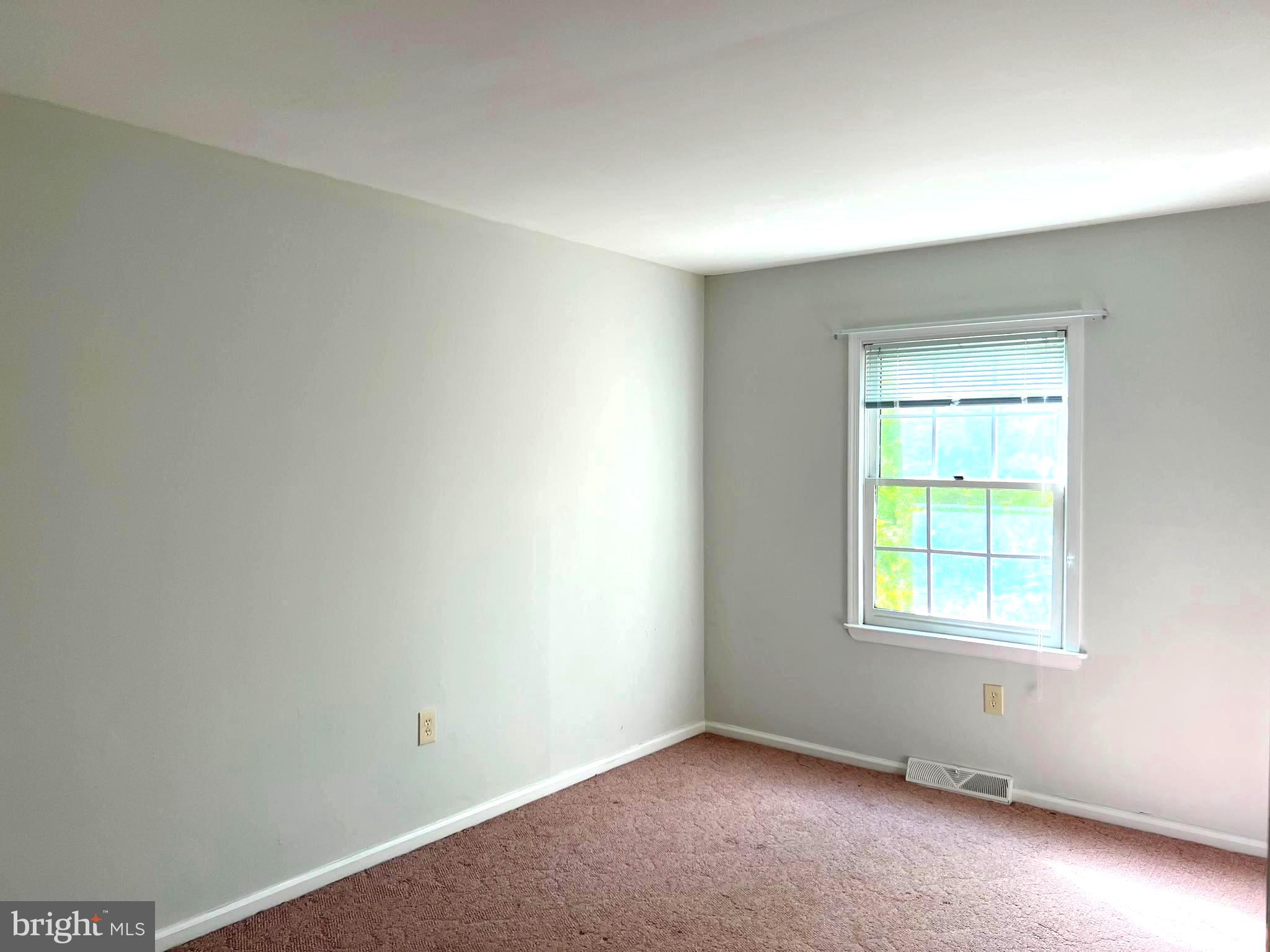 OAKMONT - Residential