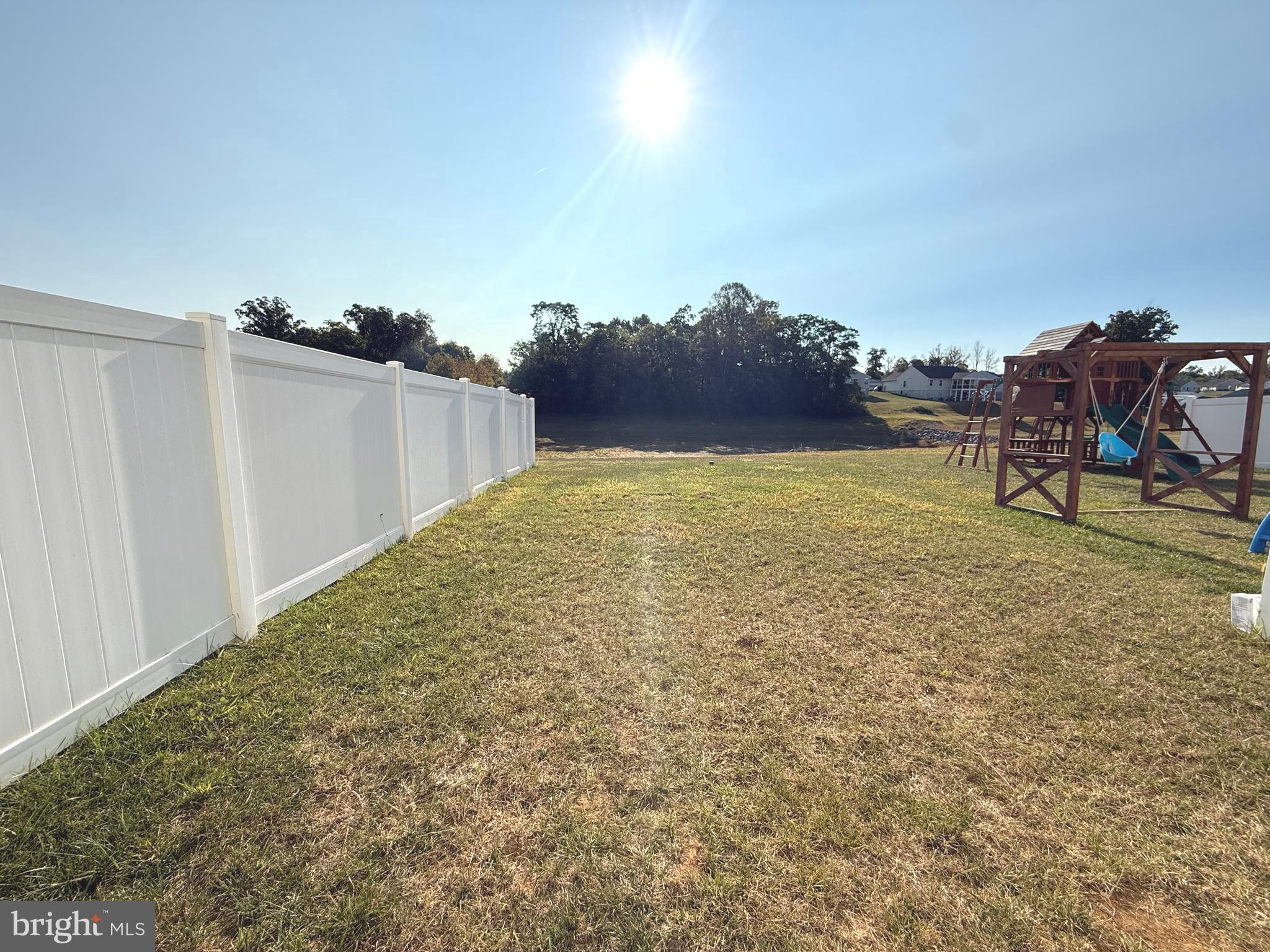 THE LAKES AT MARTINSBURG - Residential Lease