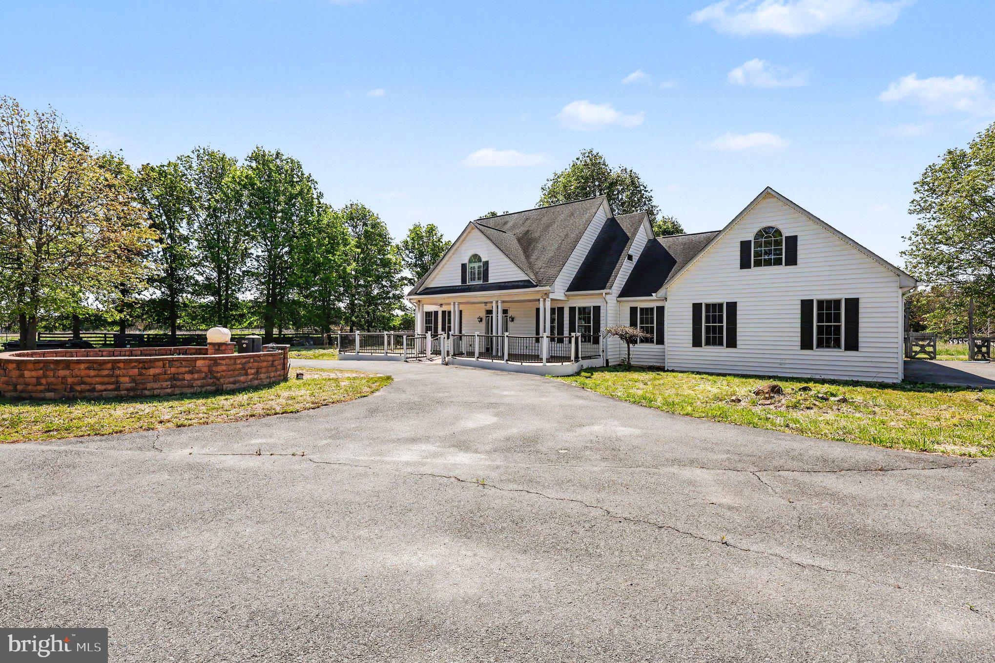 13335 HERSHEY DRIVE