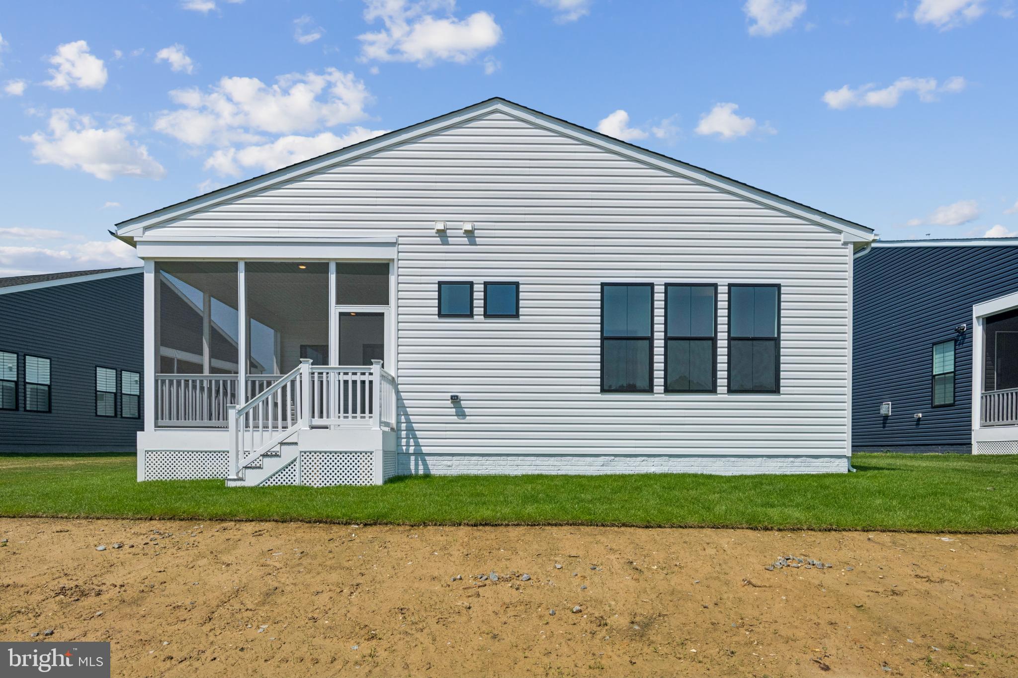 FOUR SEASONS AT KENT ISLAND - Residential