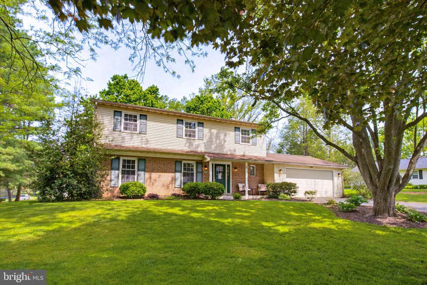 This beautiful property is located in a quiet Lititz neighborhood and sits on a flat 0.55 acres. The home itself has been updated from top to bottom with new flooring, paint, countertops, fixtures and more. Inside you'll discover an open layout between kitchen, dining, and your 400 sq. ft. sunroom which overlooks your patio and massive flat back yard. Upstairs is the owner's suite plus 3 more large bedrooms. In addition to the nearly 2500 sq ft above grade you'll find another 1000+ sq ft of bonus space in the basement. Located less than 1 mile from Warwick High School and Middle School and less than a 5 min drive to downtown Lititz. Enjoy the peace of this community while being surrounded by shopping, dining, entertainment and more. Reach out to us today!